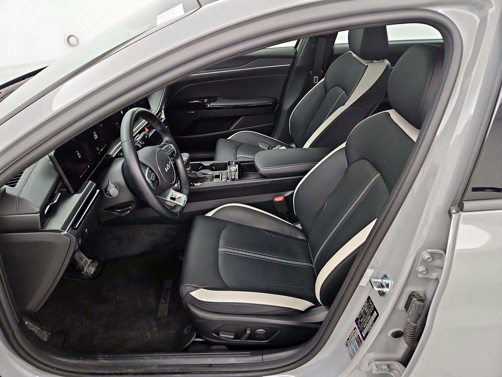 Thumbnail: 2025 Kia K5 - 11