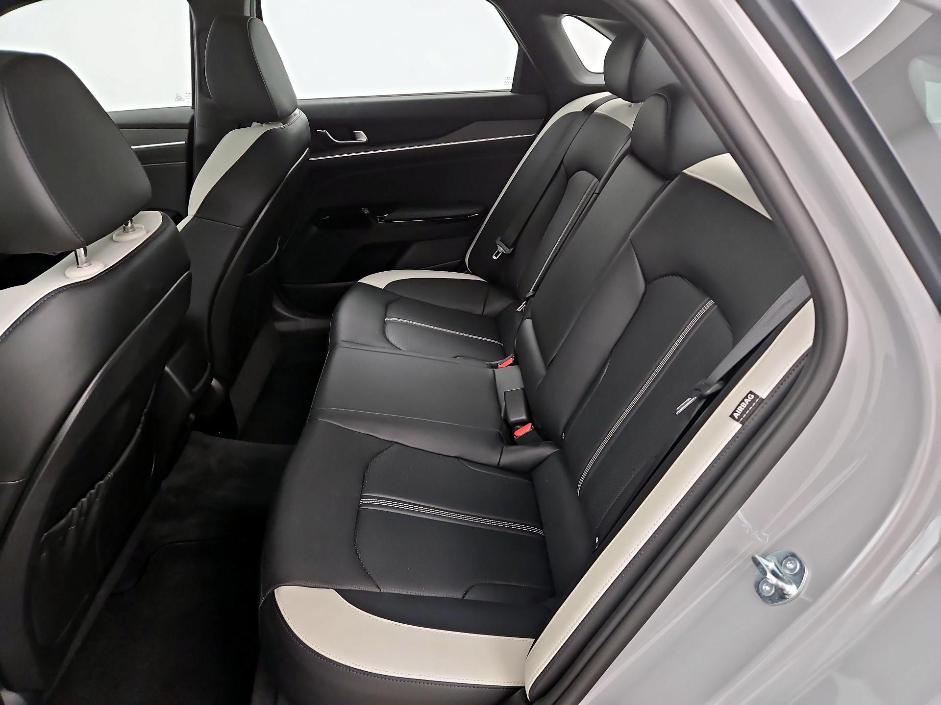 Thumbnail: 2025 Kia K5 - 20