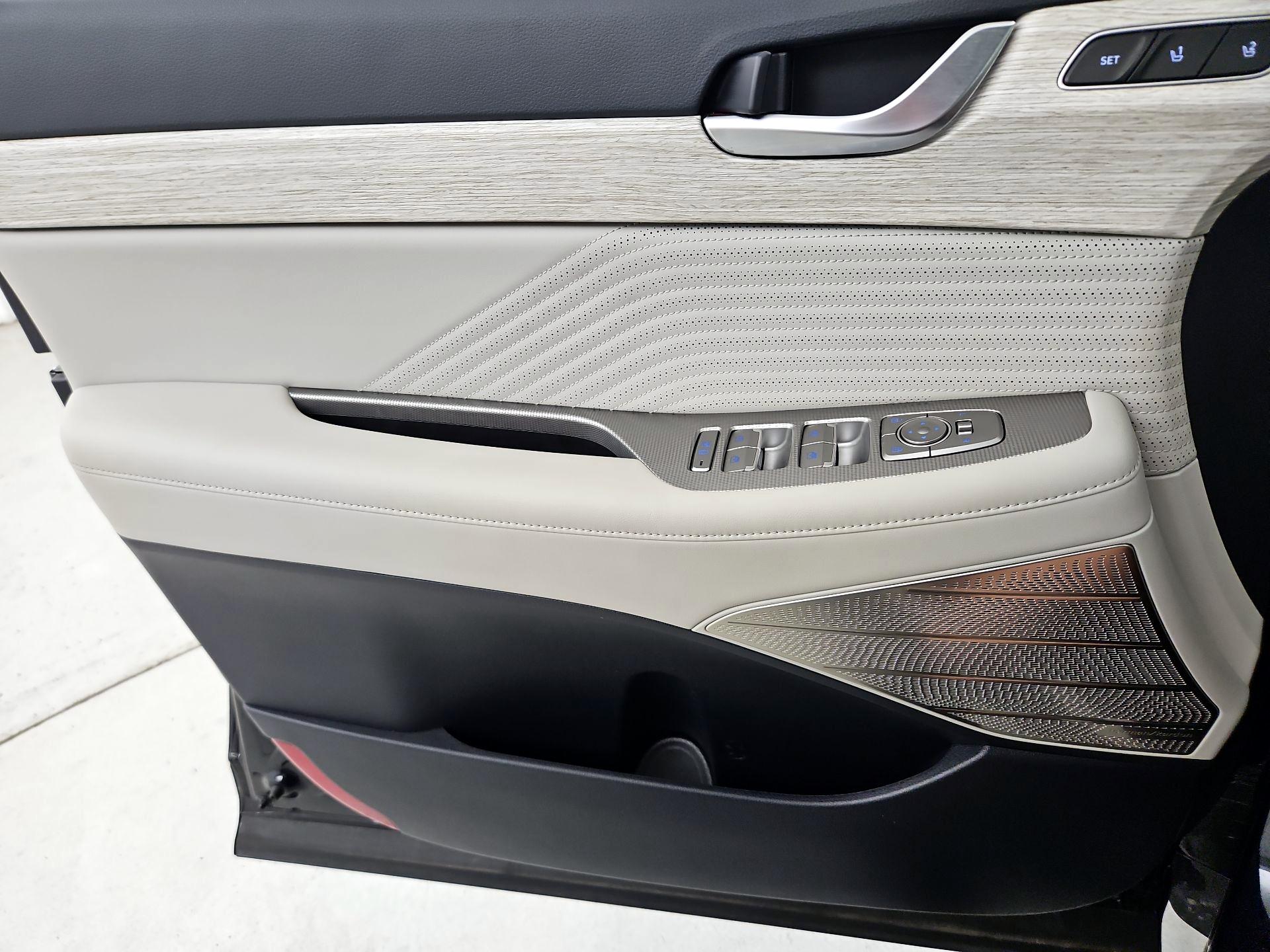 Thumbnail: 2024 Hyundai Palisade - 12