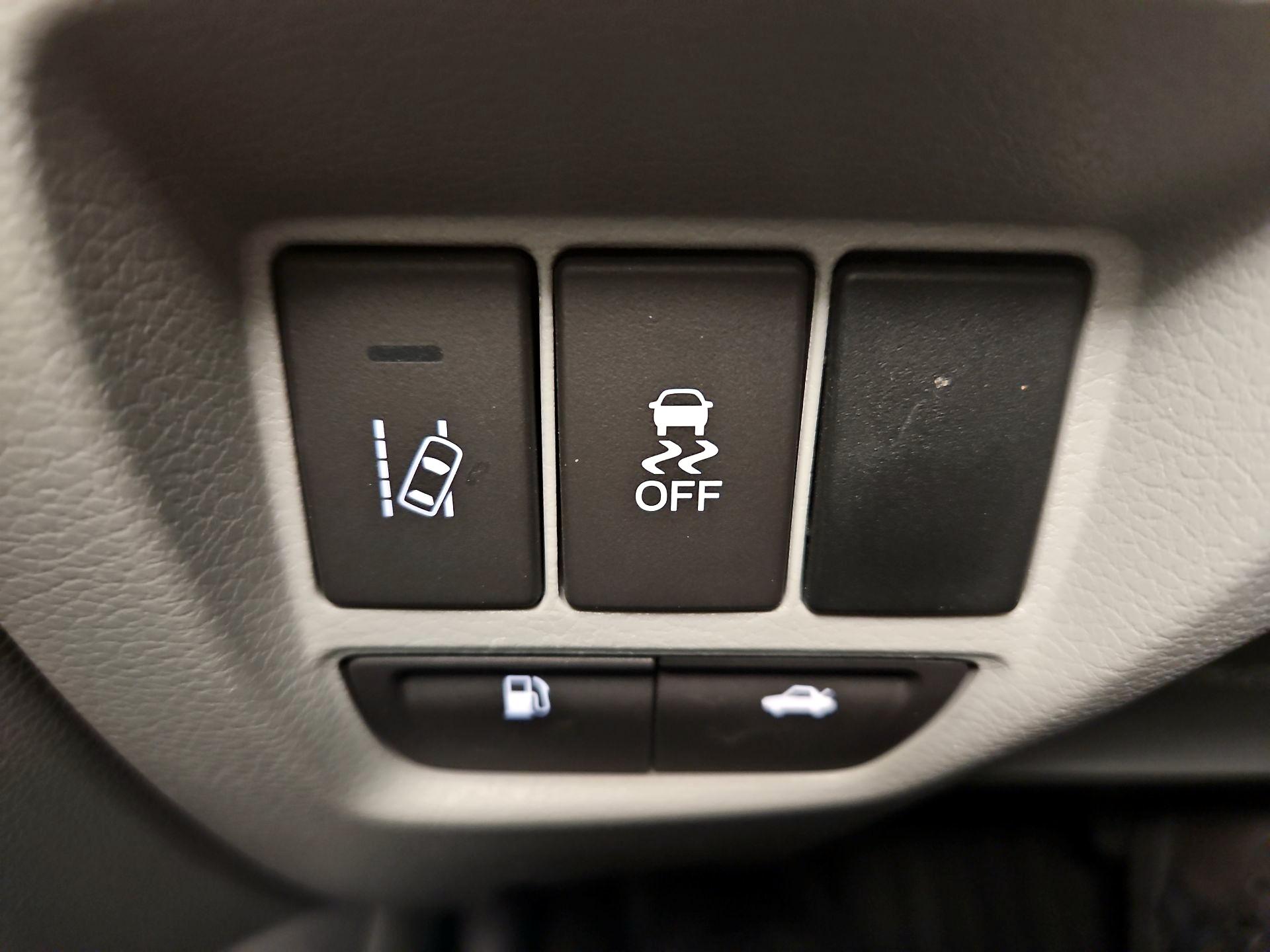 Thumbnail: 2015 Acura TLX - 13