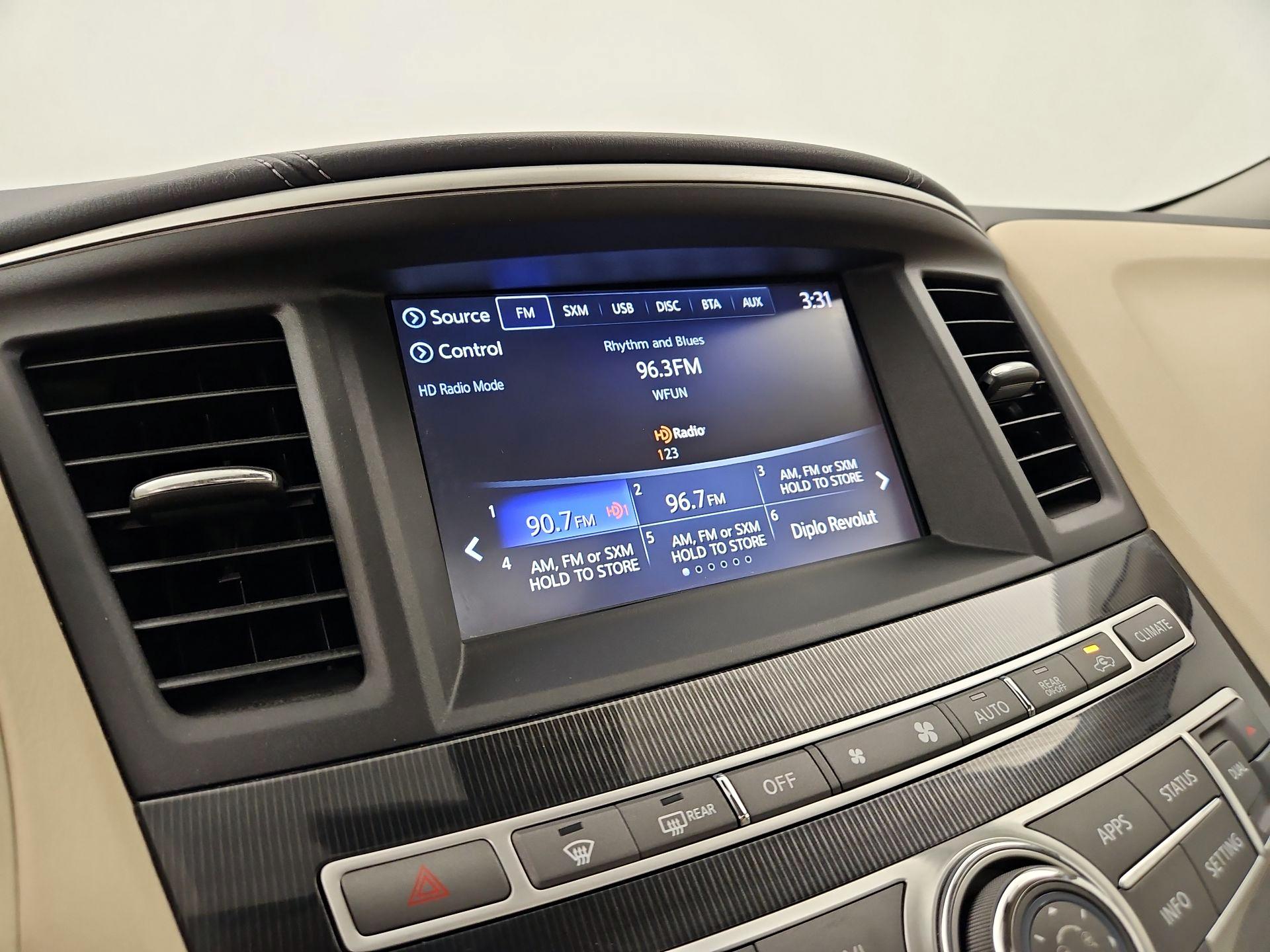 Thumbnail: 2017 INFINITI QX60 - 16