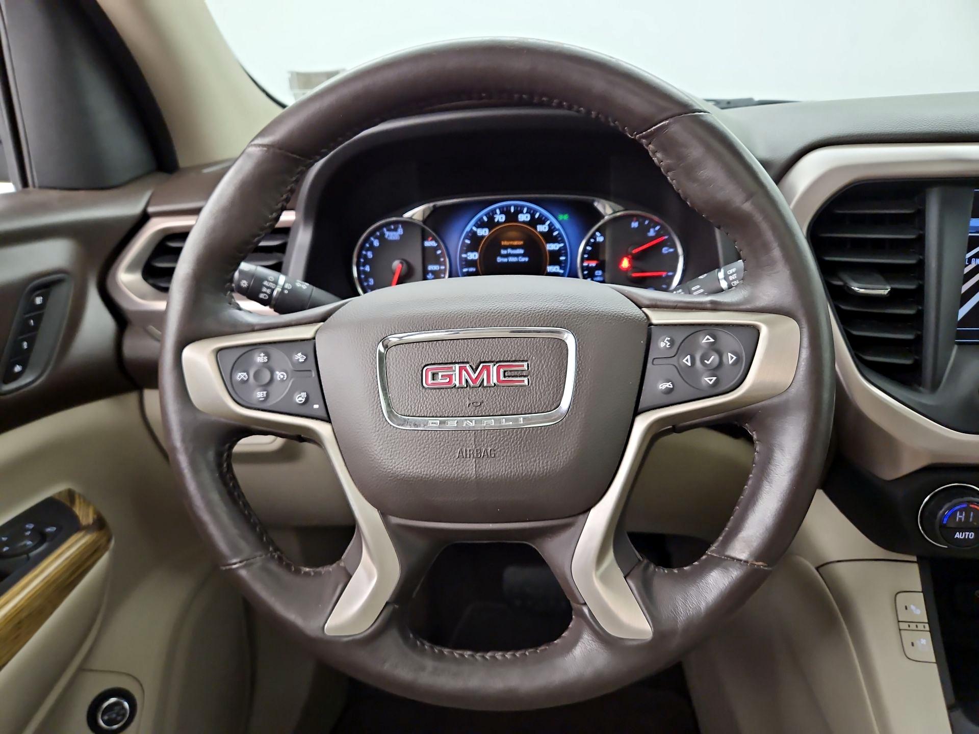 Thumbnail: 2017 GMC Acadia - 10