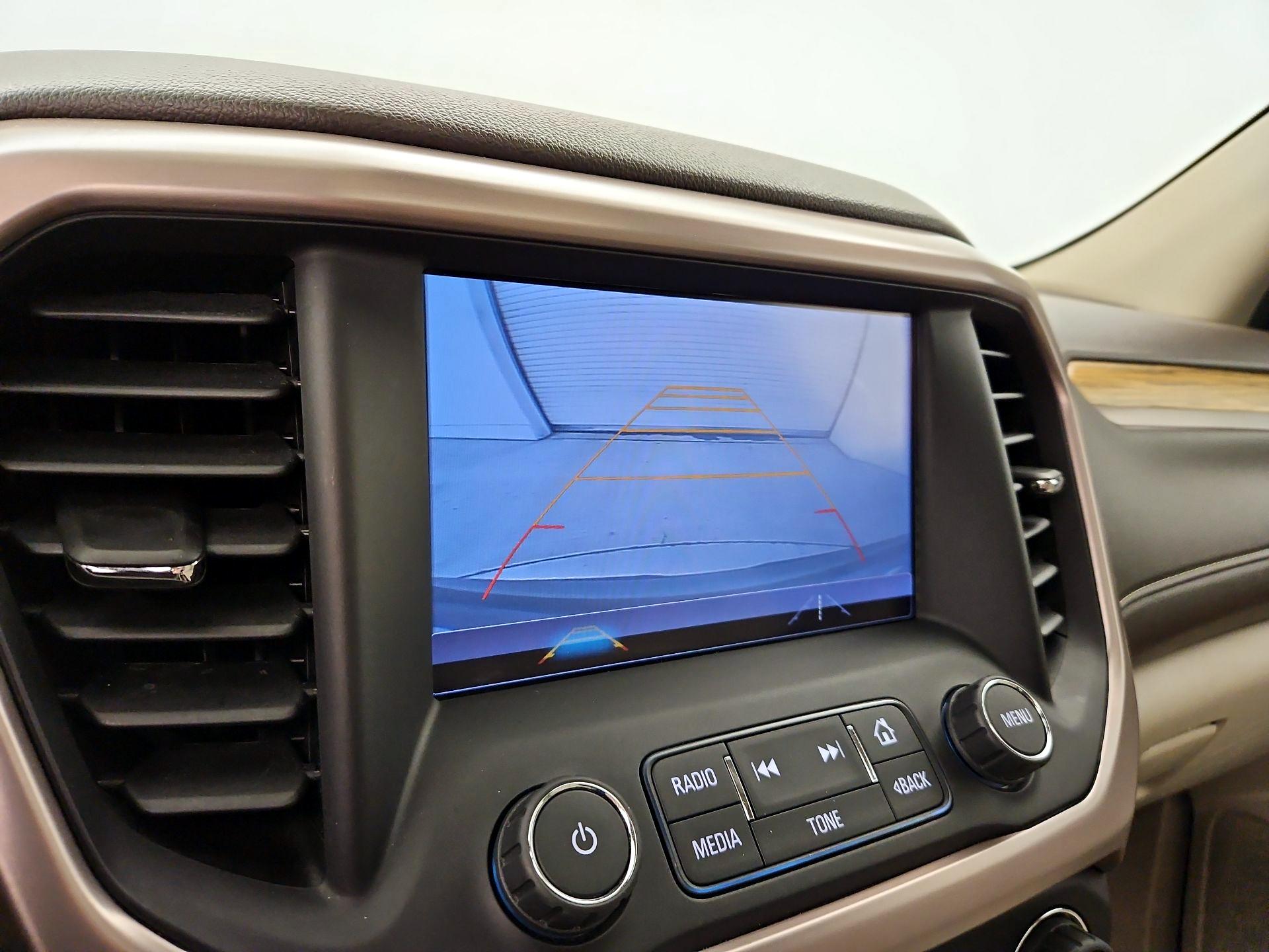 Thumbnail: 2017 GMC Acadia - 15