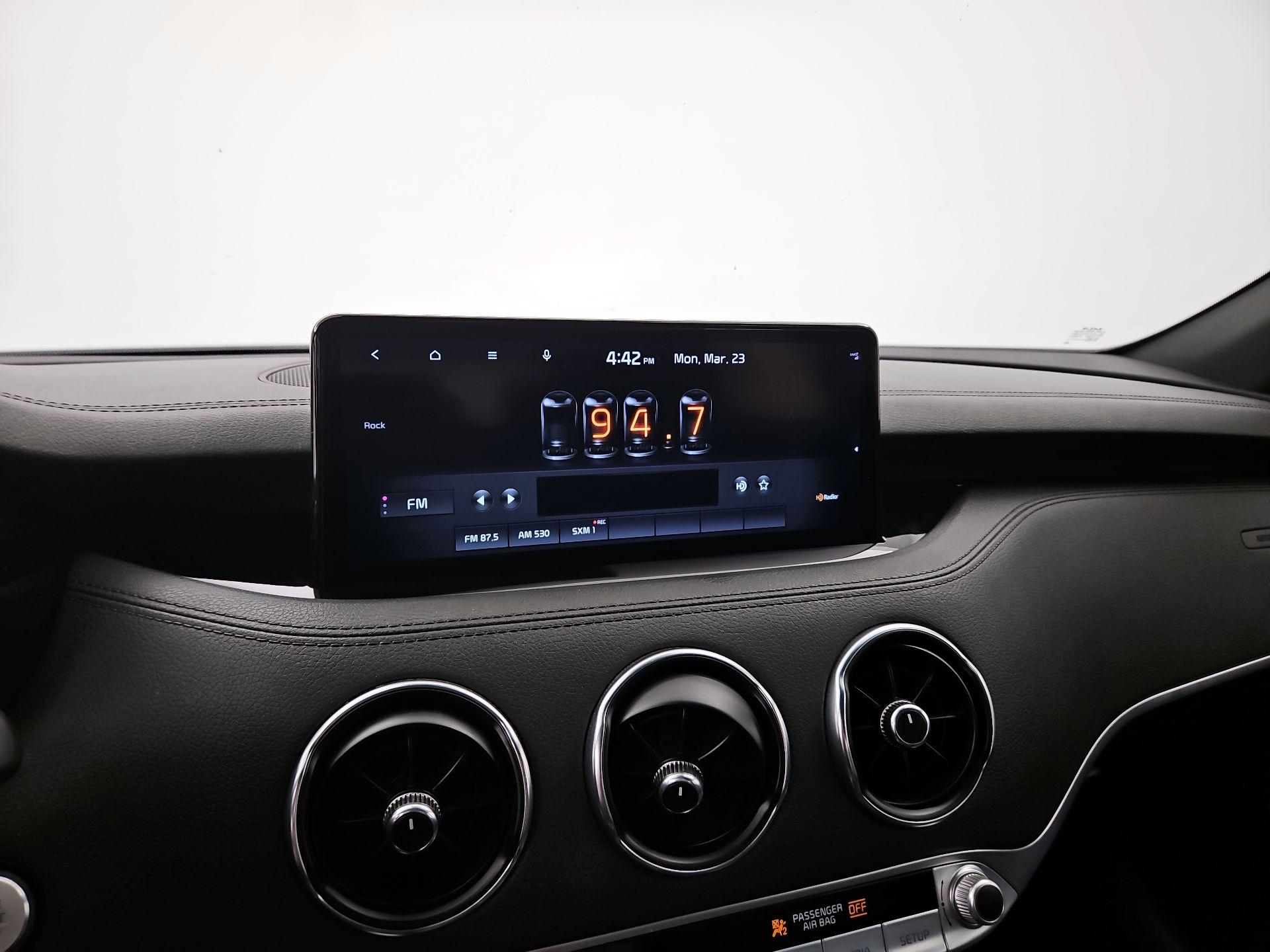 Thumbnail: 2022 Kia Stinger - 16