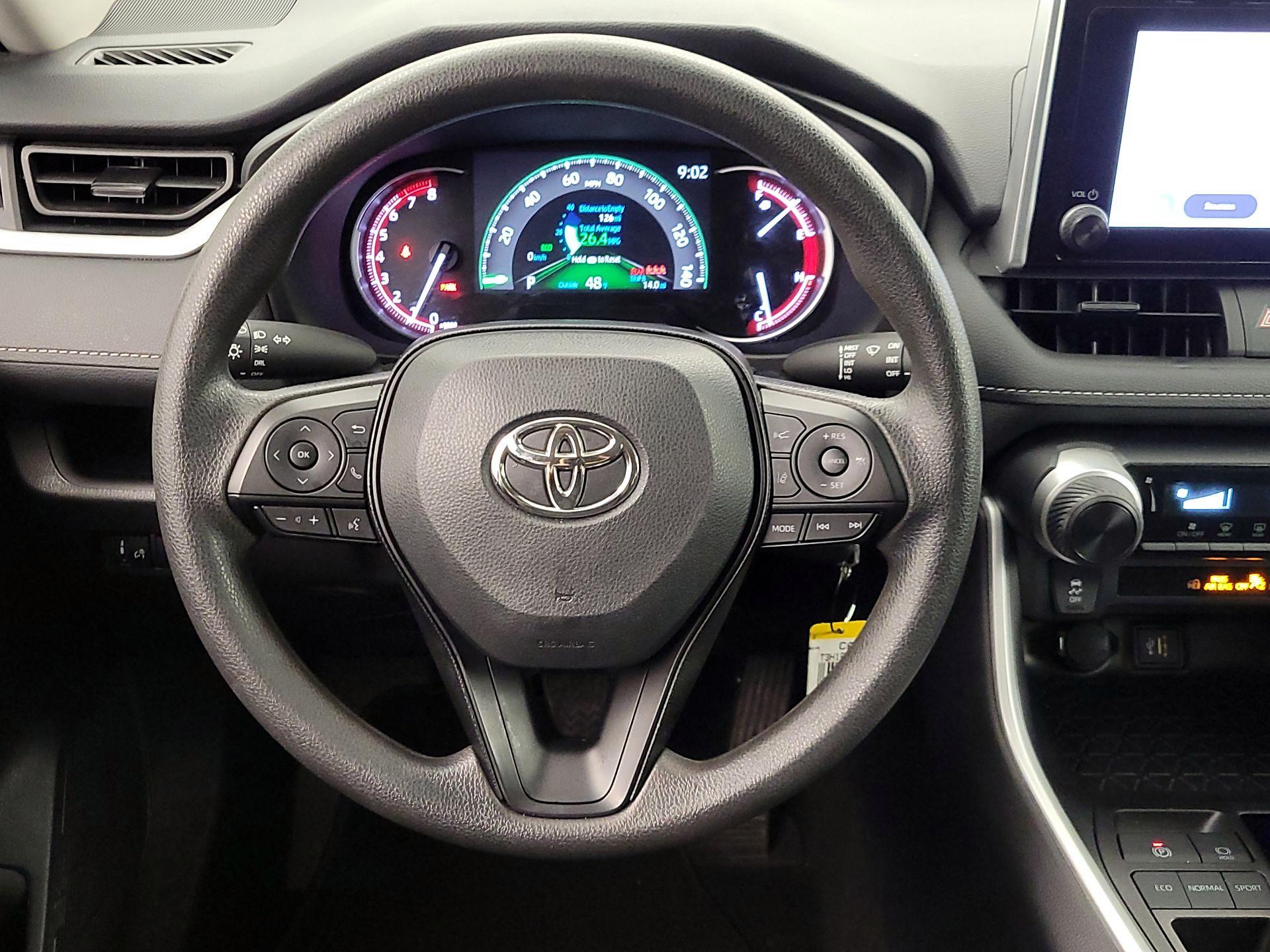 Thumbnail: 2025 Toyota RAV4 - 10