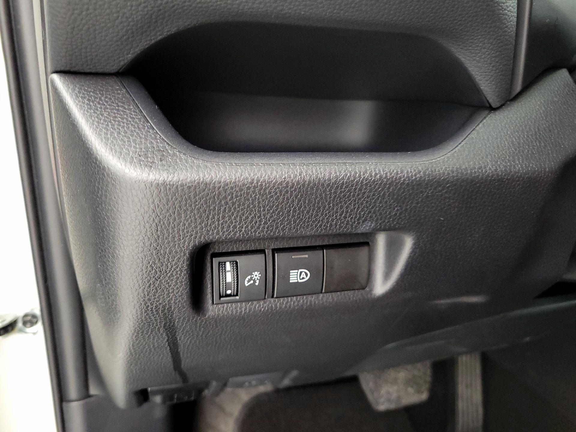 Thumbnail: 2025 Toyota RAV4 - 13