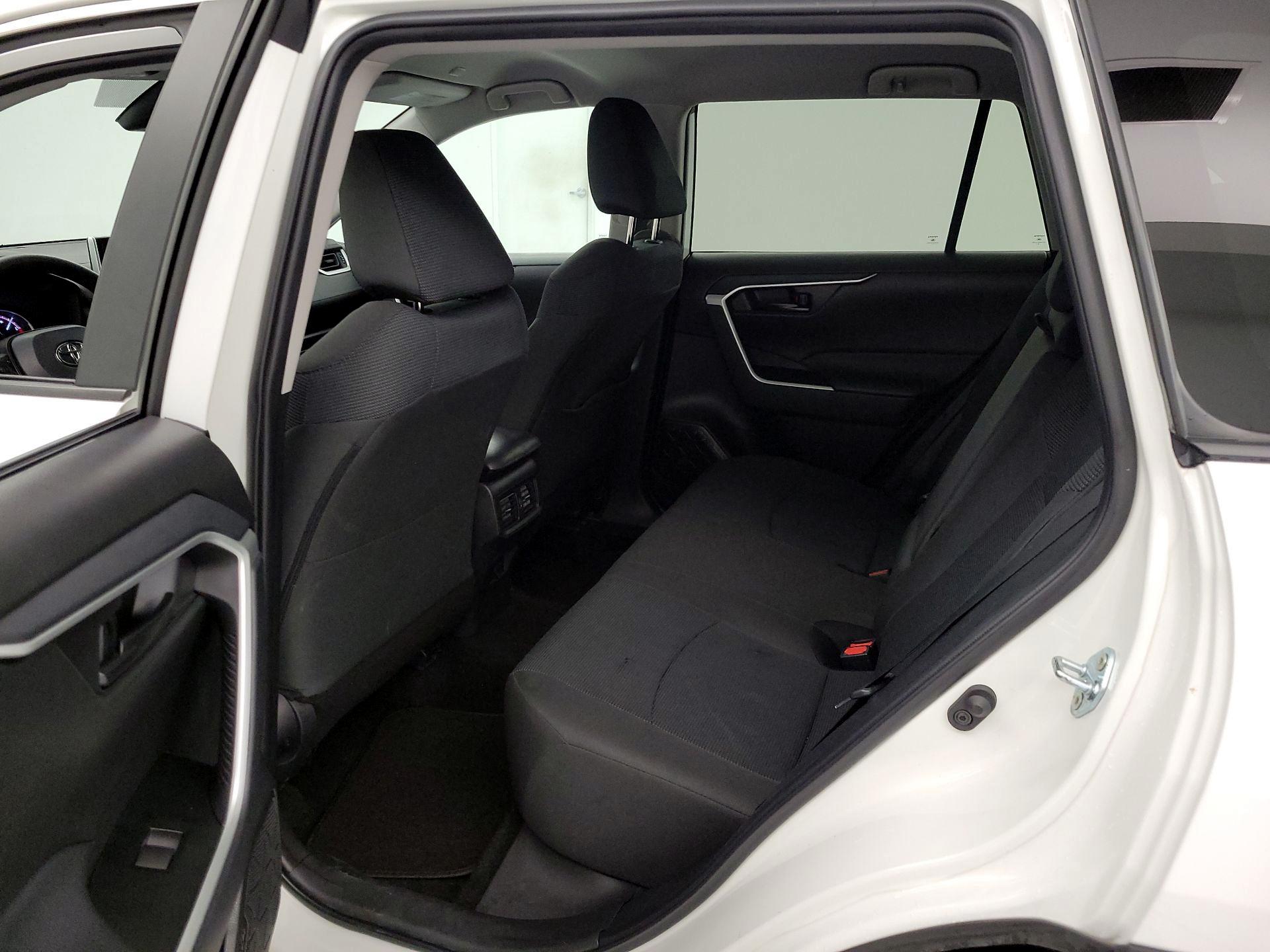 Thumbnail: 2025 Toyota RAV4 - 19