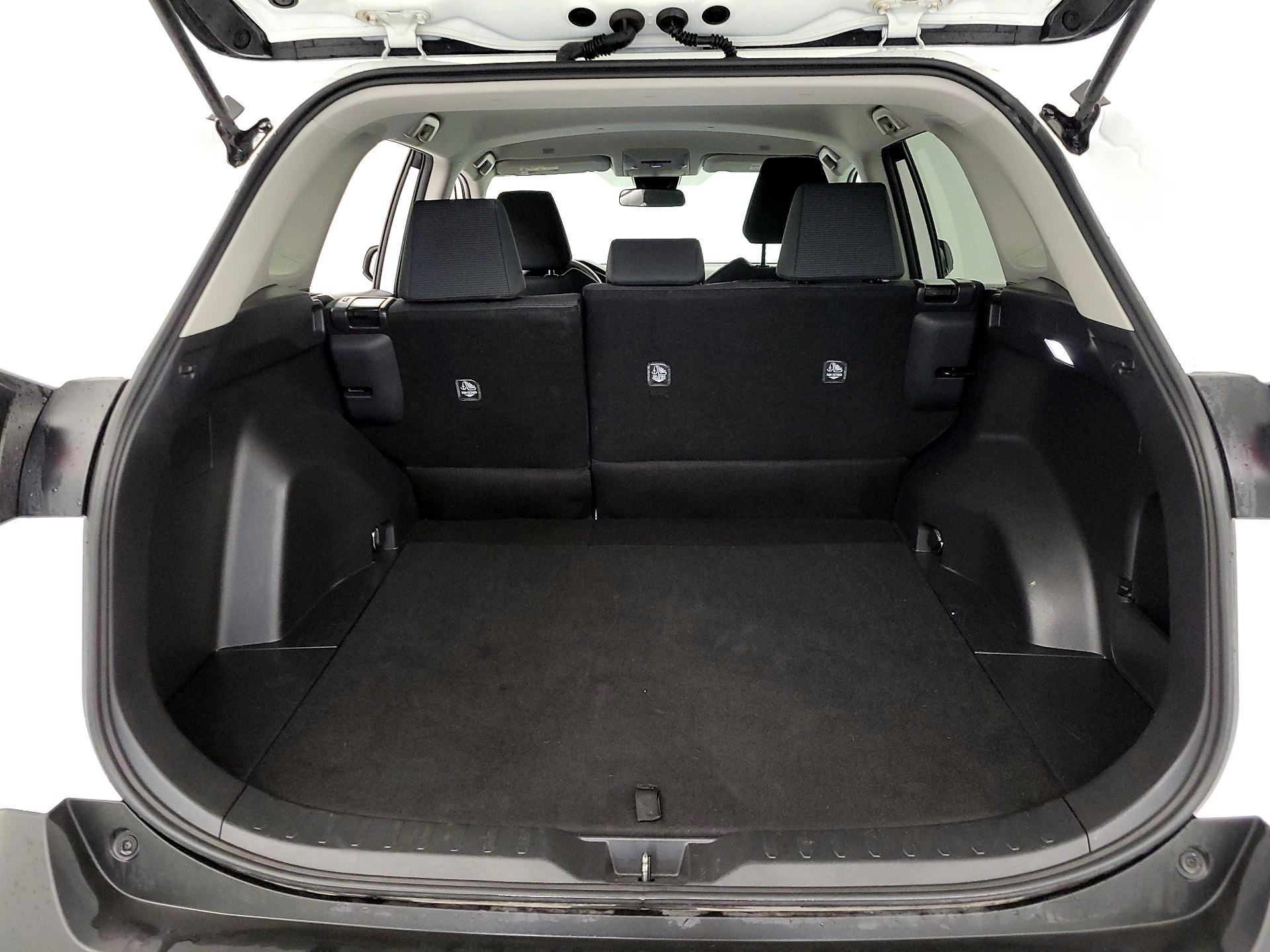 Thumbnail: 2025 Toyota RAV4 - 20