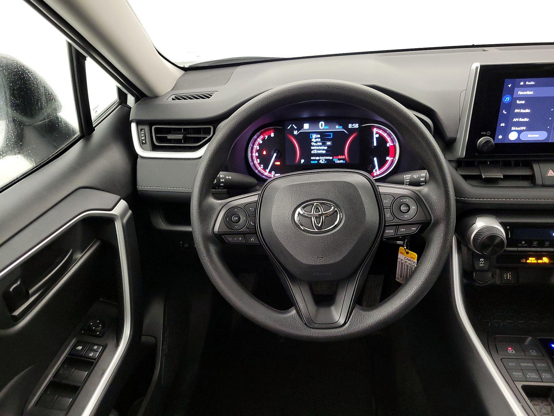 Thumbnail: 2025 Toyota RAV4 - 10