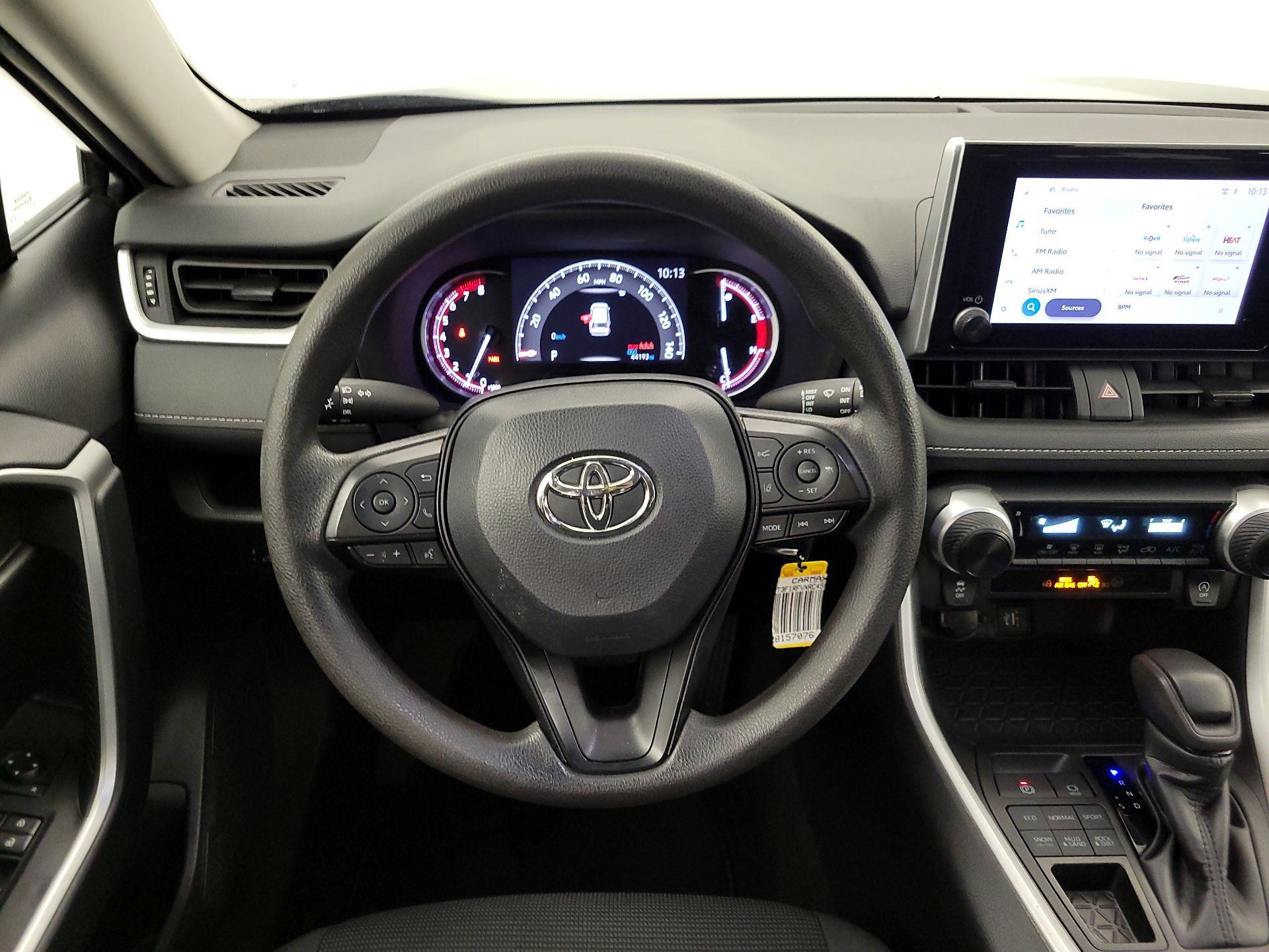 Thumbnail: 2024 Toyota RAV4 - 10