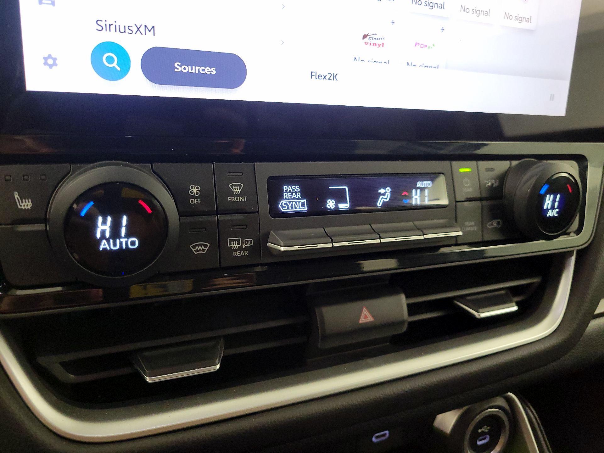 Thumbnail: 2025 Toyota Grand Highlander - 16