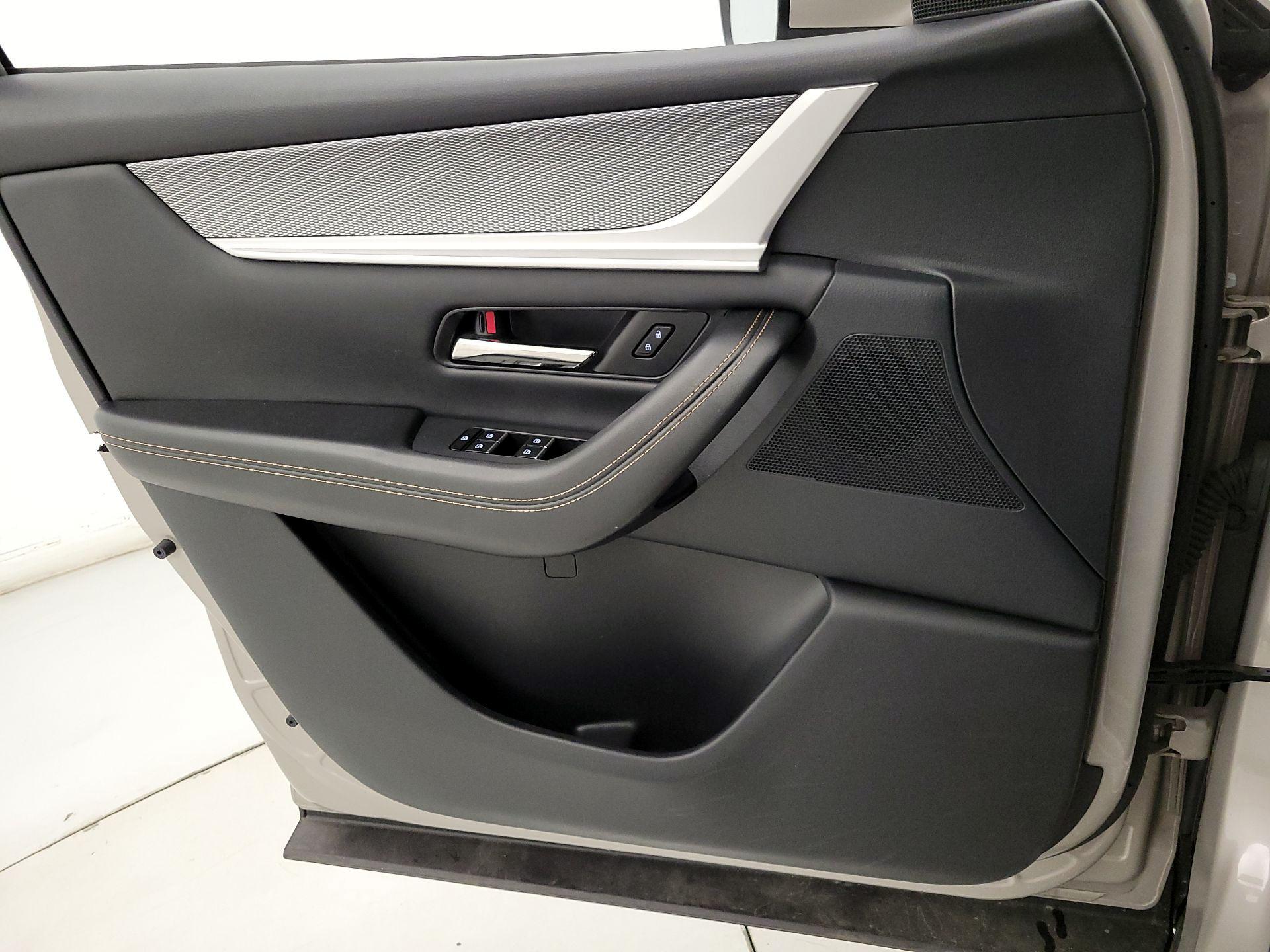 Thumbnail: 2024 Mazda CX-90 - 12