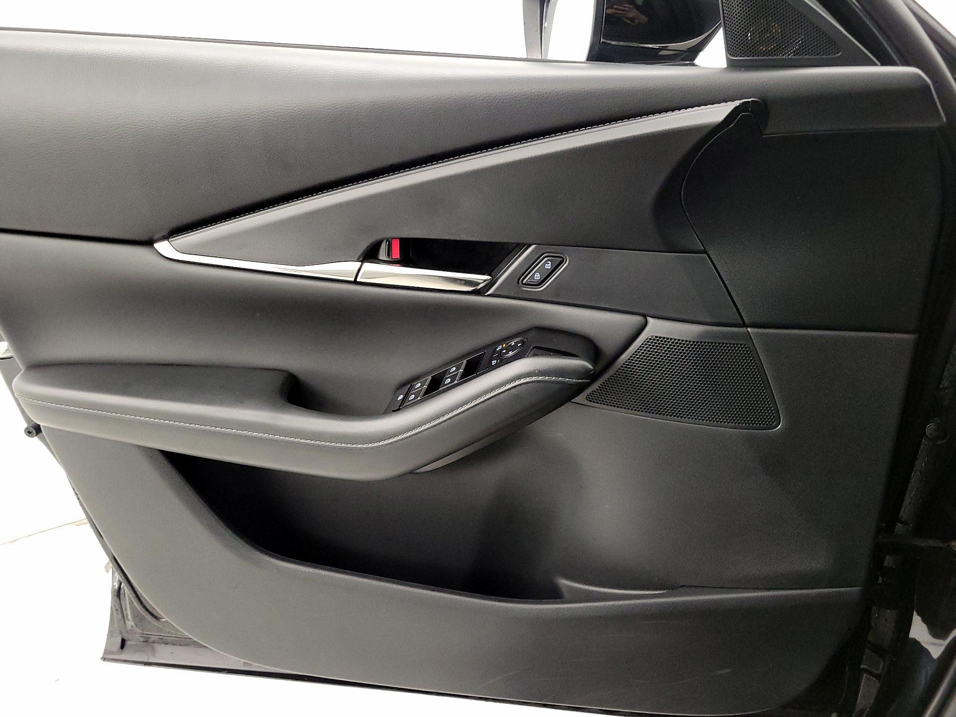 Thumbnail: 2025 Mazda CX-30 - 12