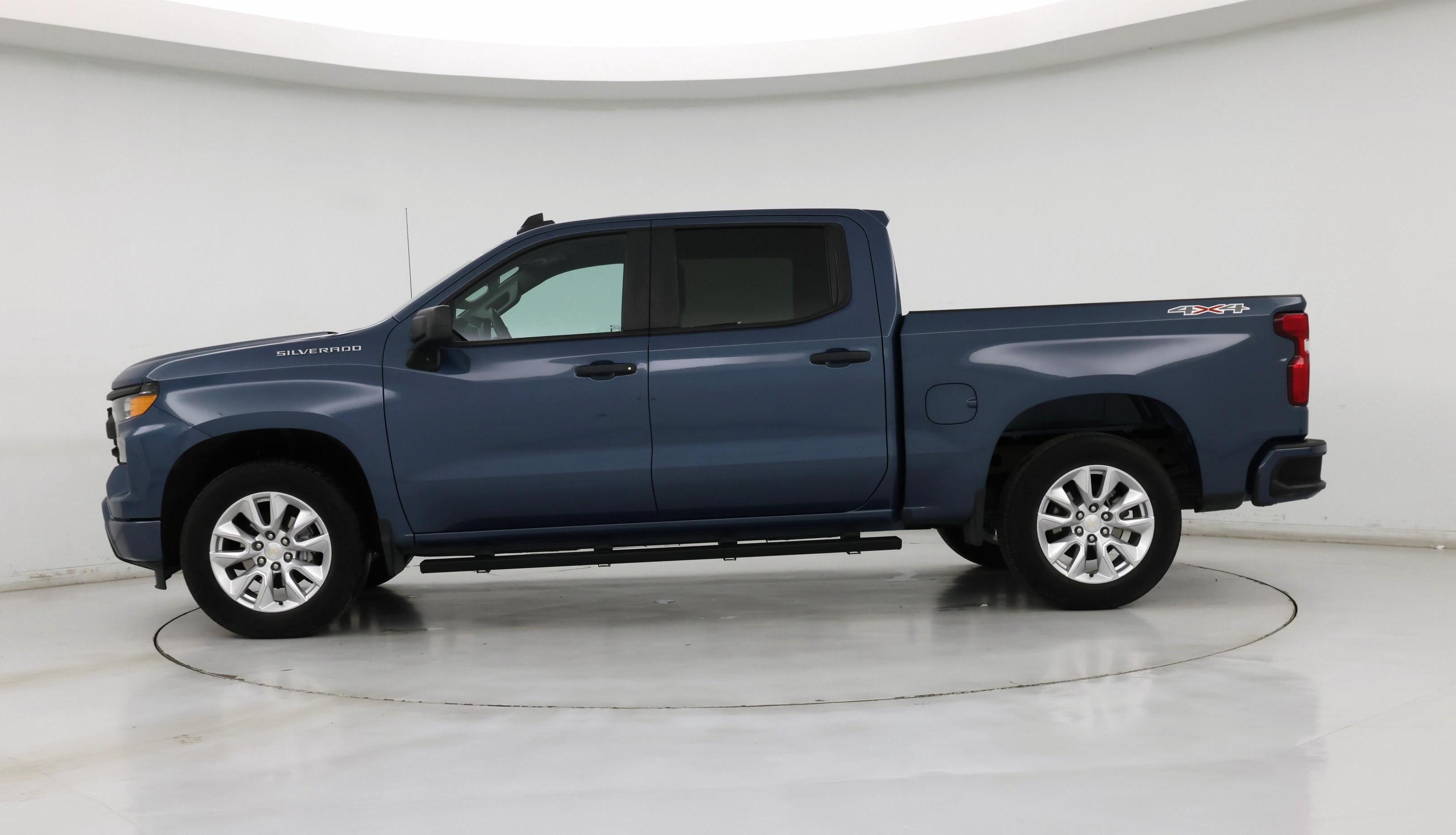 Thumbnail: 2024 Chevrolet Silverado 1500 - 3