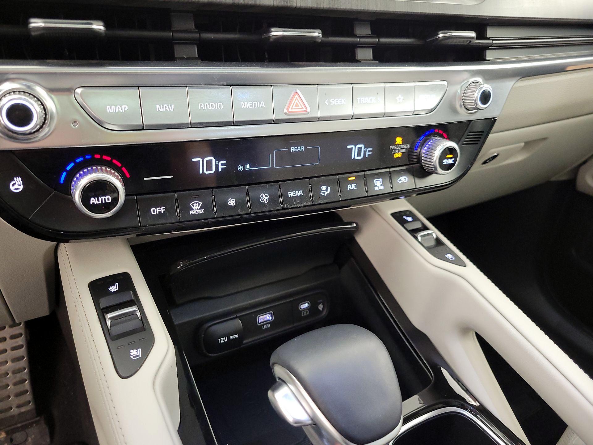 Thumbnail: 2024 Kia Telluride - 17