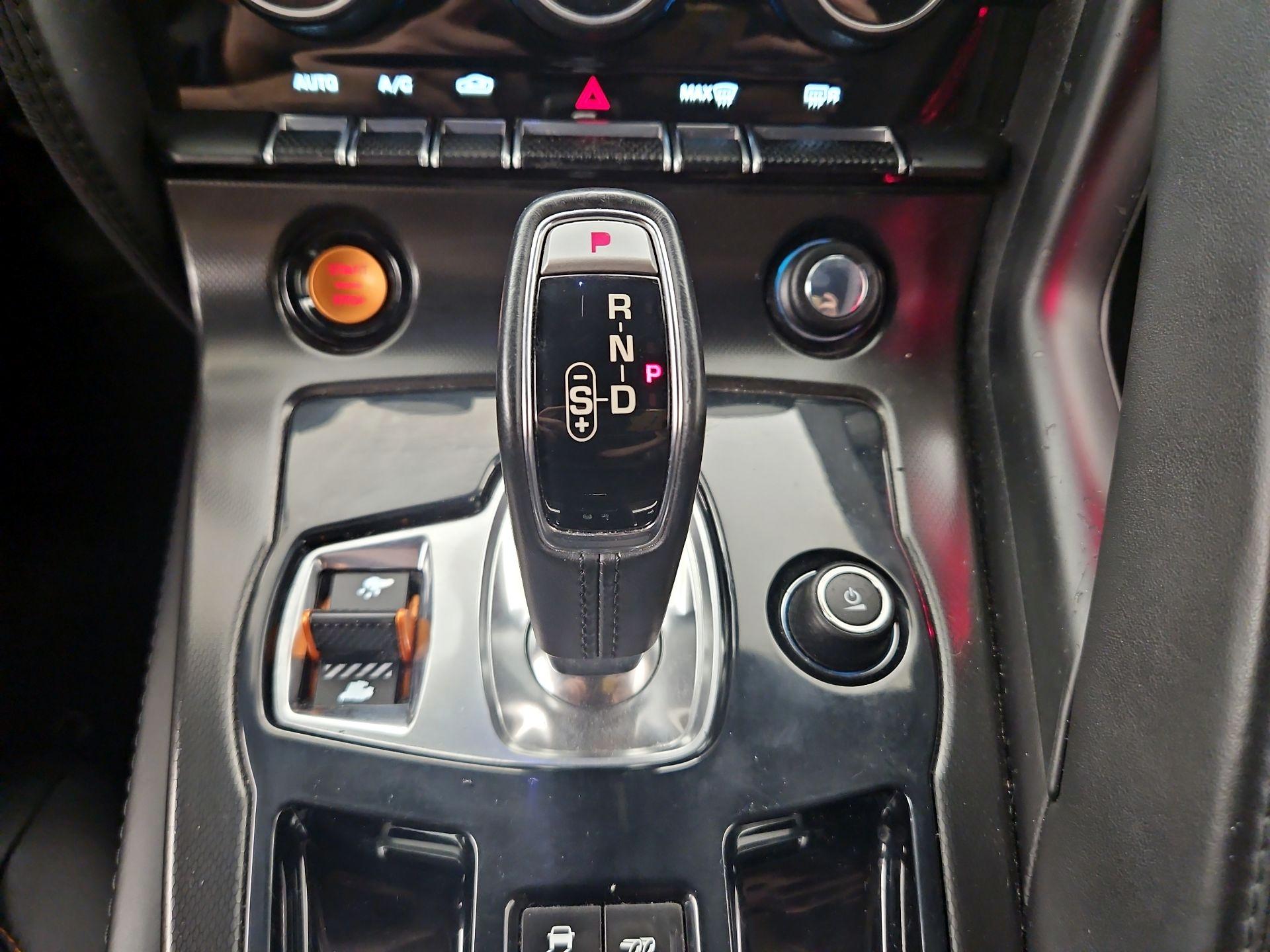 Thumbnail: 2015 Jaguar F-Type - 18