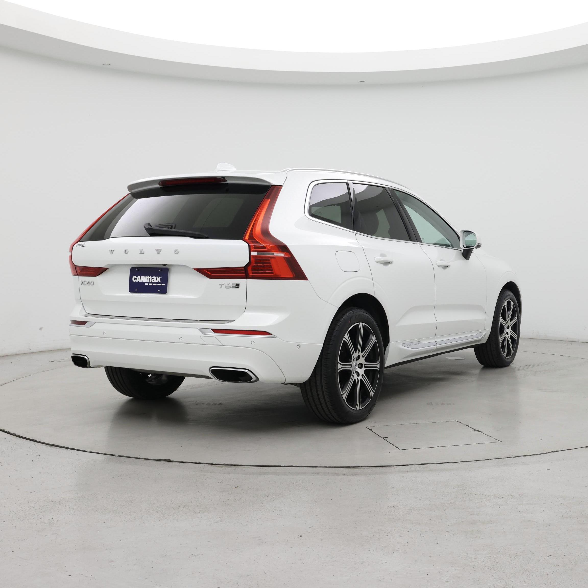 Thumbnail: 2018 Volvo XC60 - 8