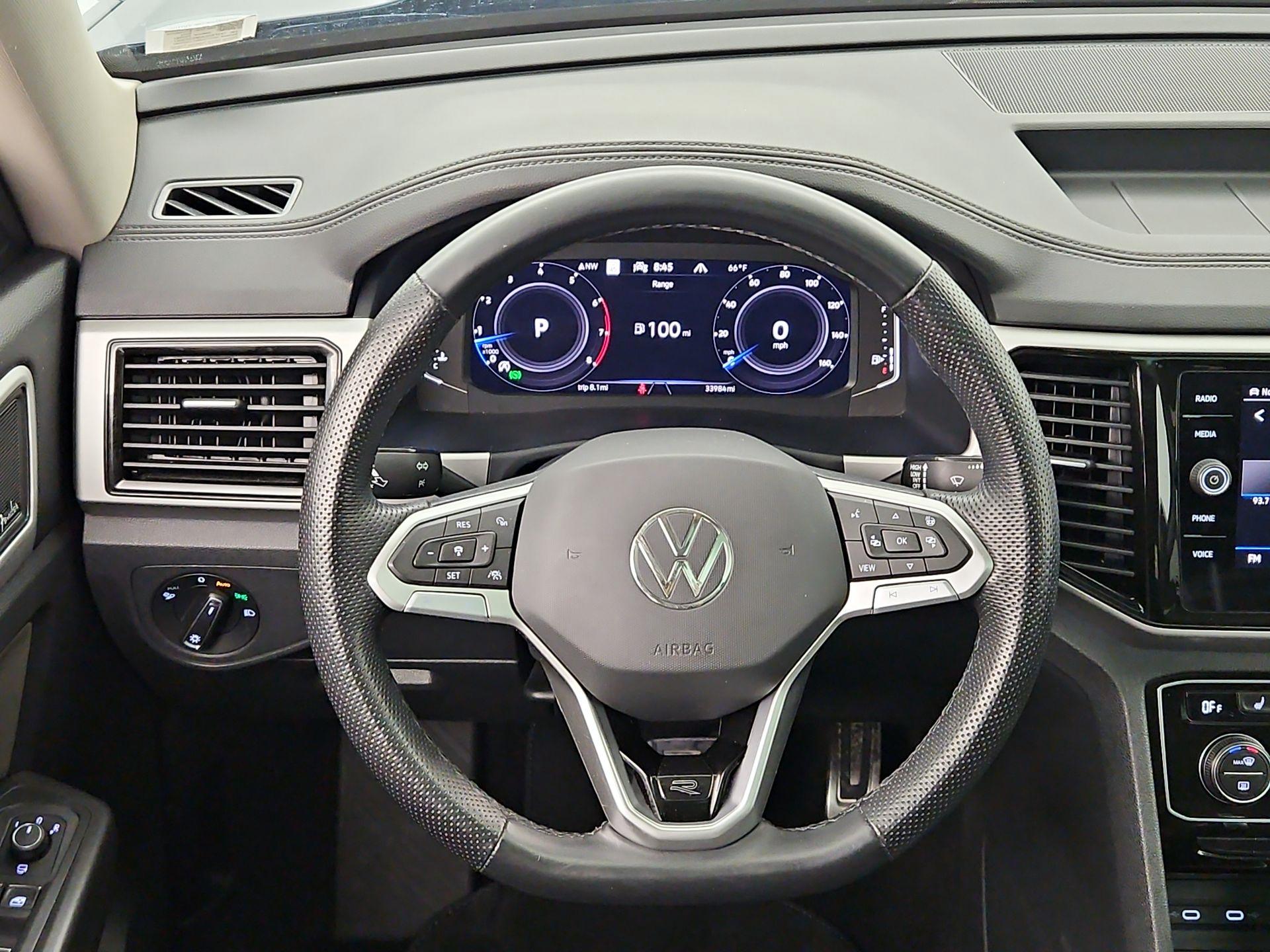 Thumbnail: 2023 Volkswagen Atlas - 10