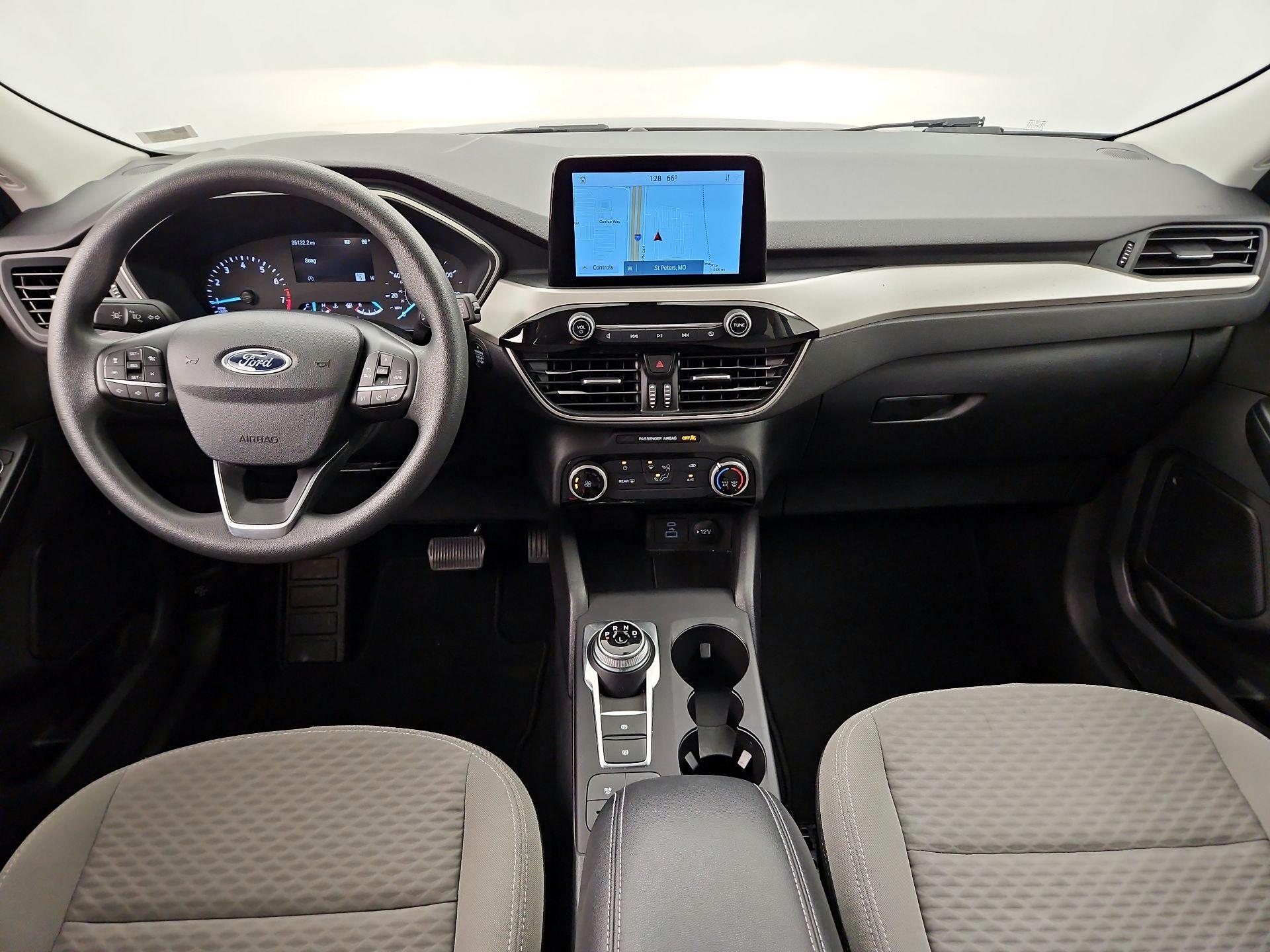 Thumbnail: 2022 Ford Escape - 9