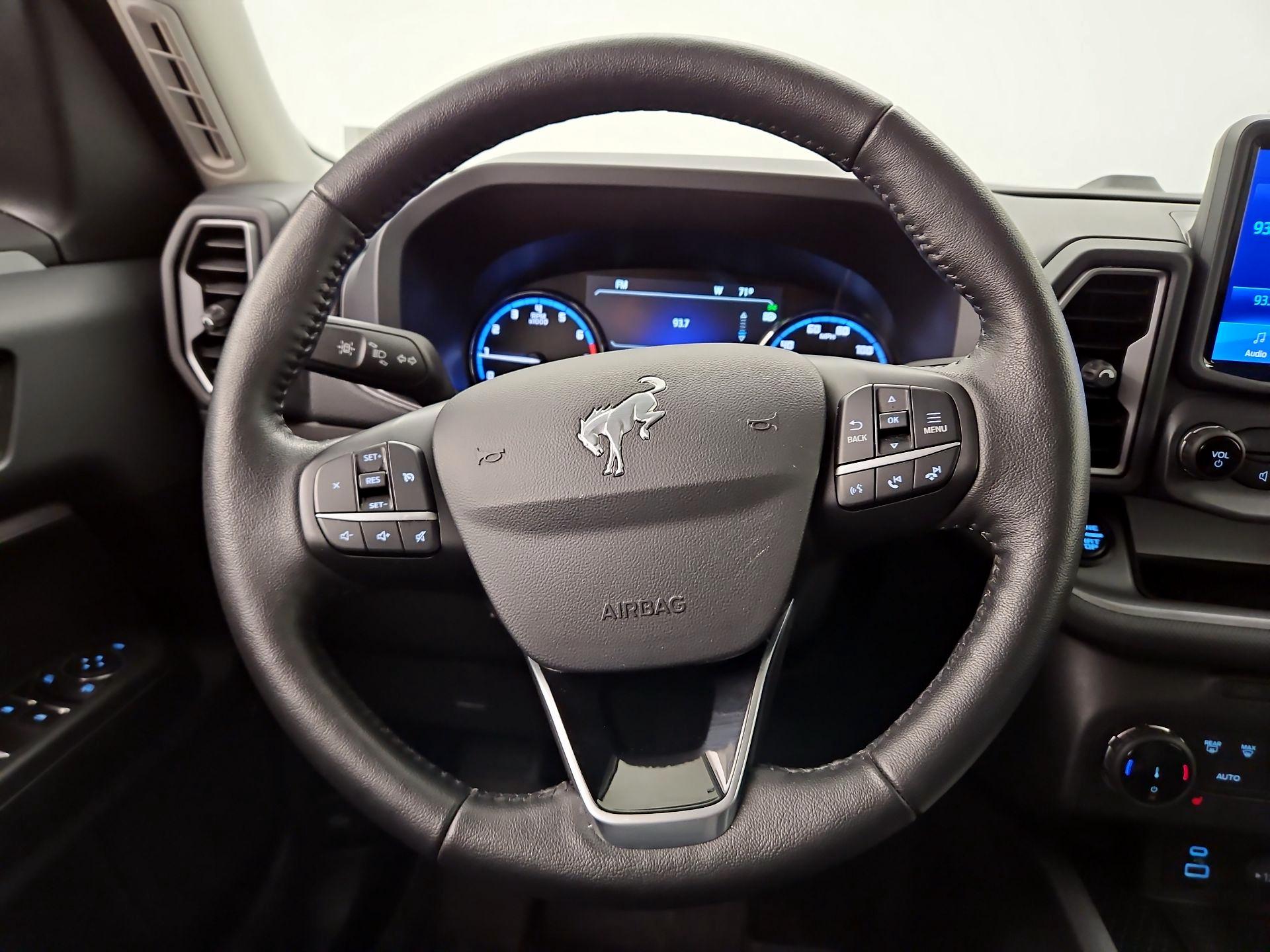 Thumbnail: 2022 Ford Bronco Sport - 10