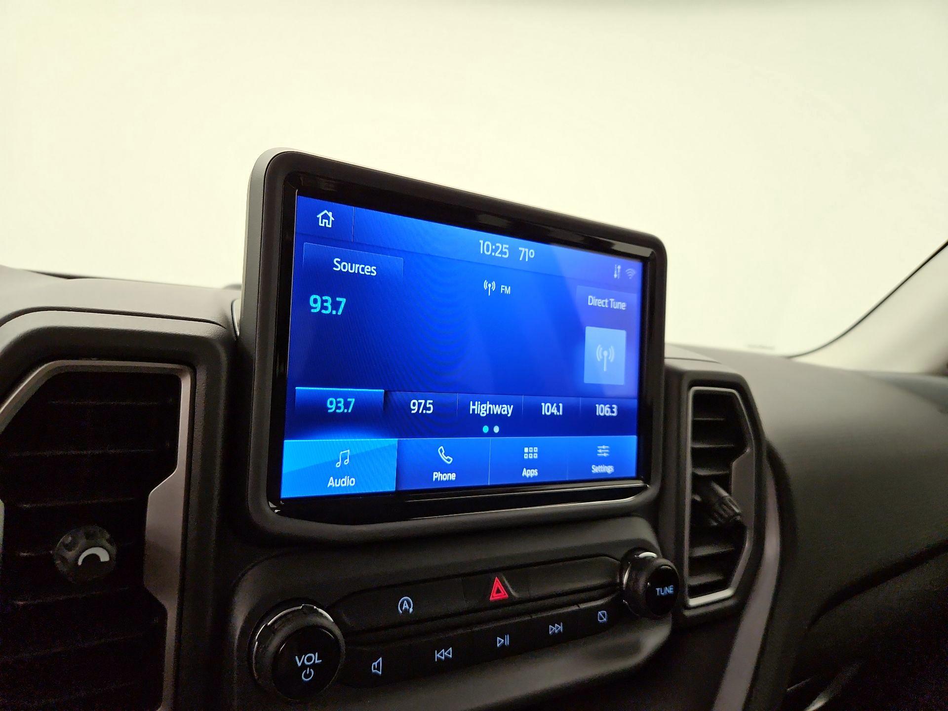 Thumbnail: 2022 Ford Bronco Sport - 15