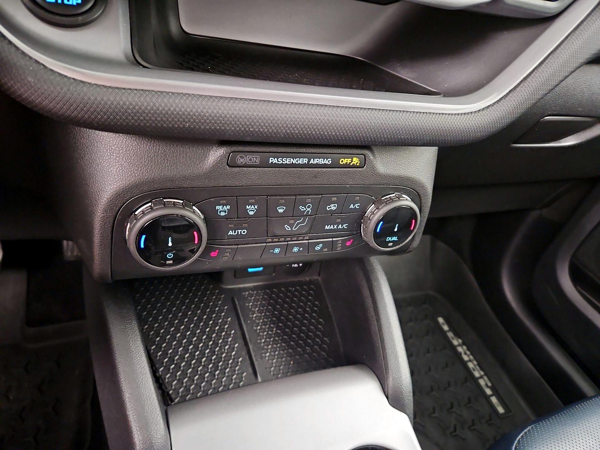 Thumbnail: 2022 Ford Bronco Sport - 16