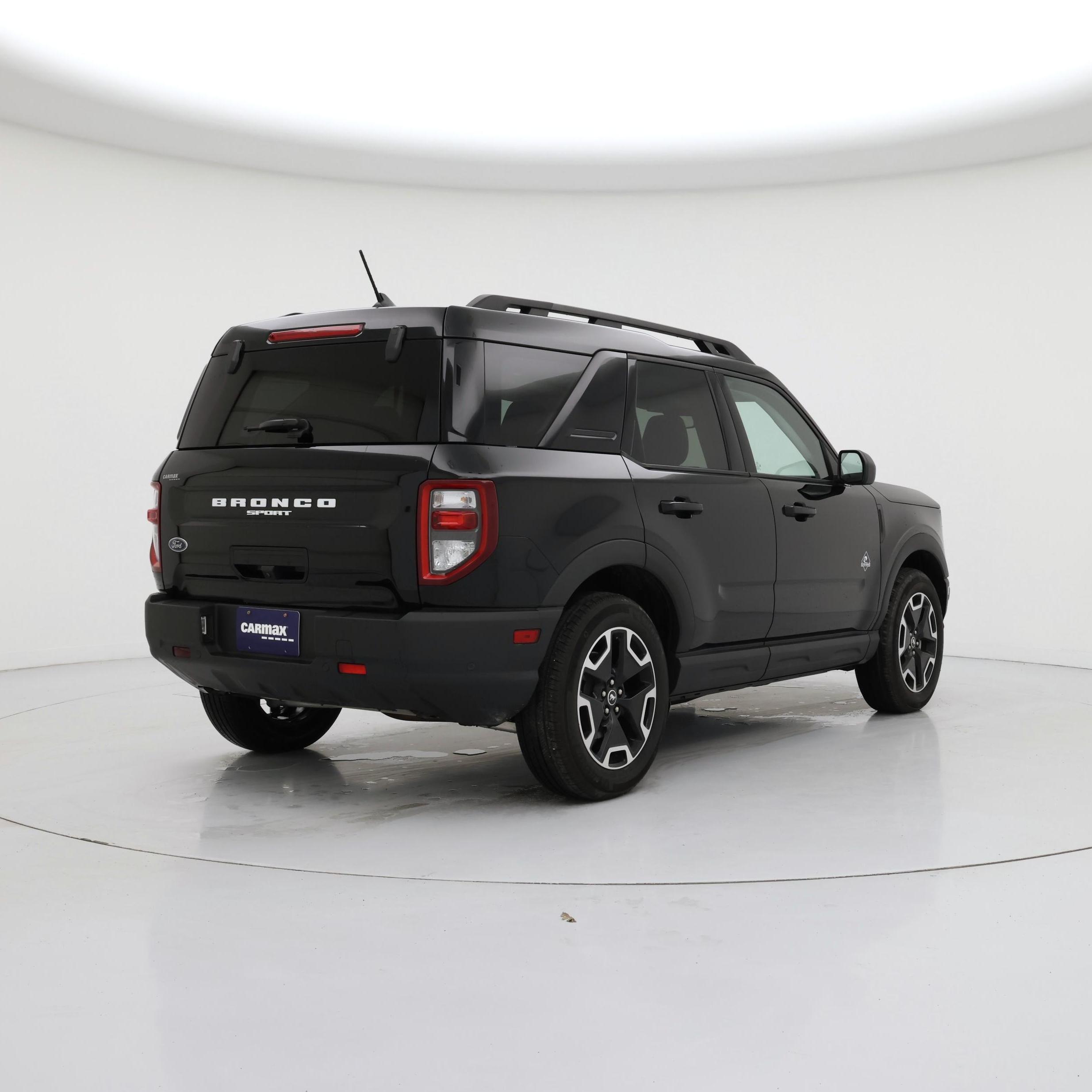 Thumbnail: 2023 Ford Bronco Sport - 8