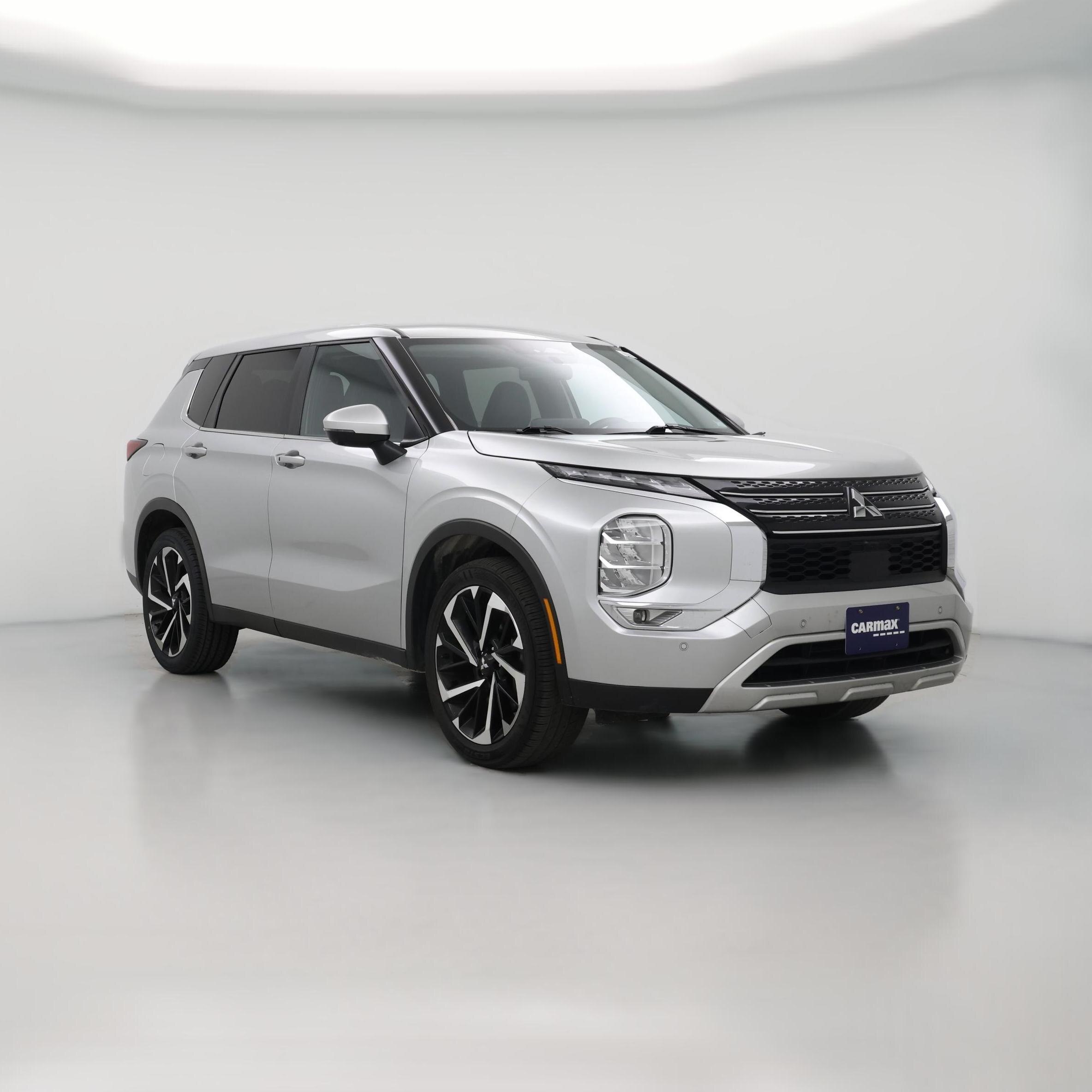 Thumbnail: 2024 Mitsubishi Outlander - 1