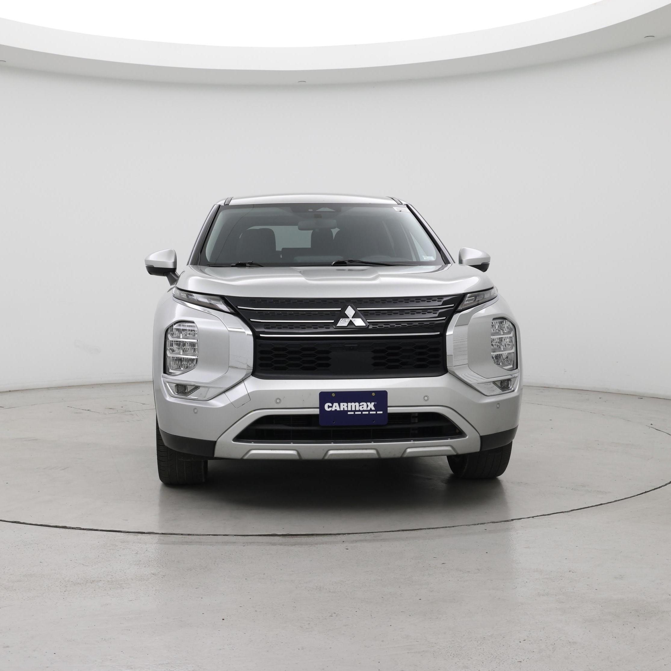 Thumbnail: 2024 Mitsubishi Outlander - 5