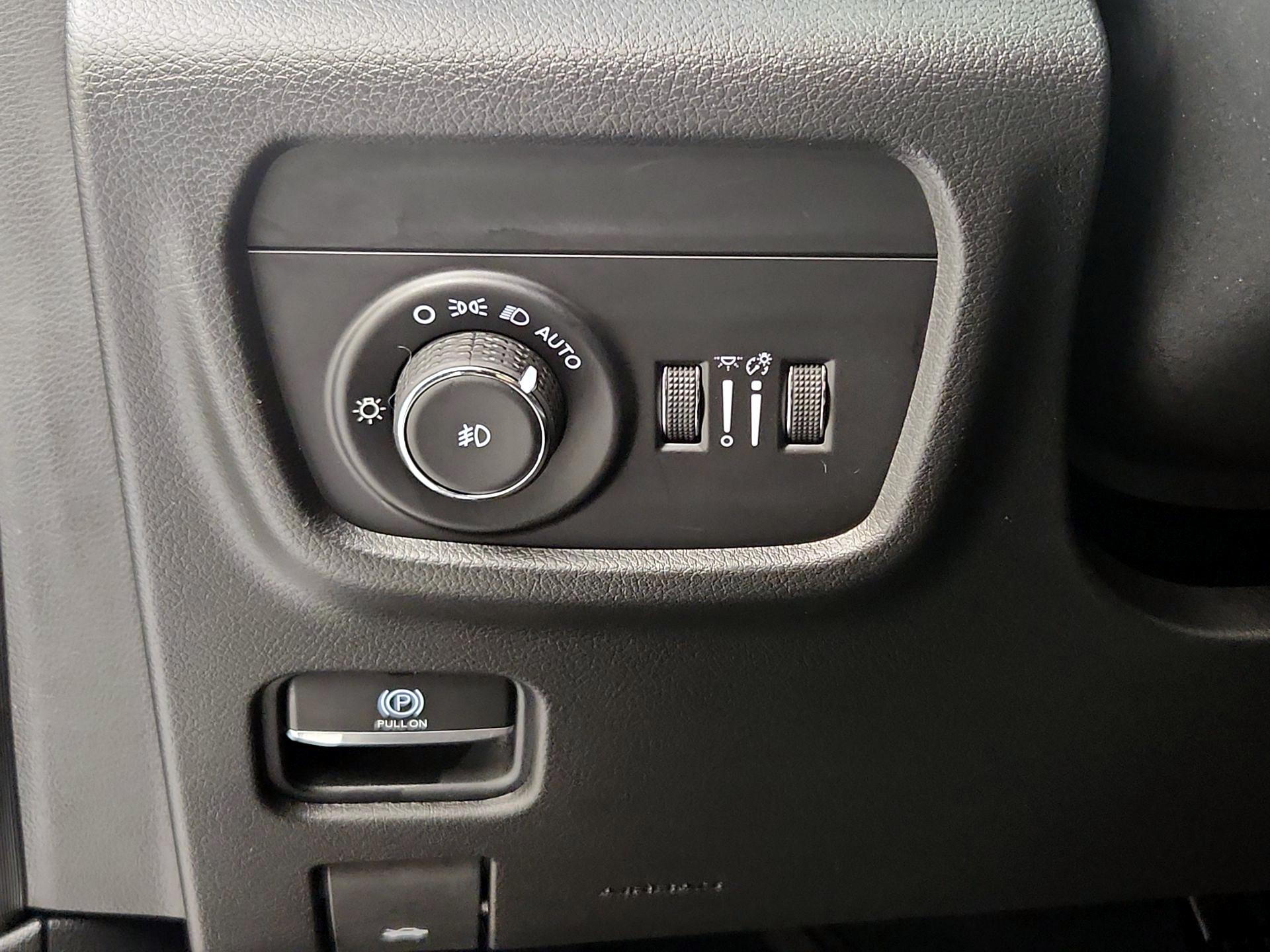 Thumbnail: 2021 Jeep Grand Cherokee L - 13