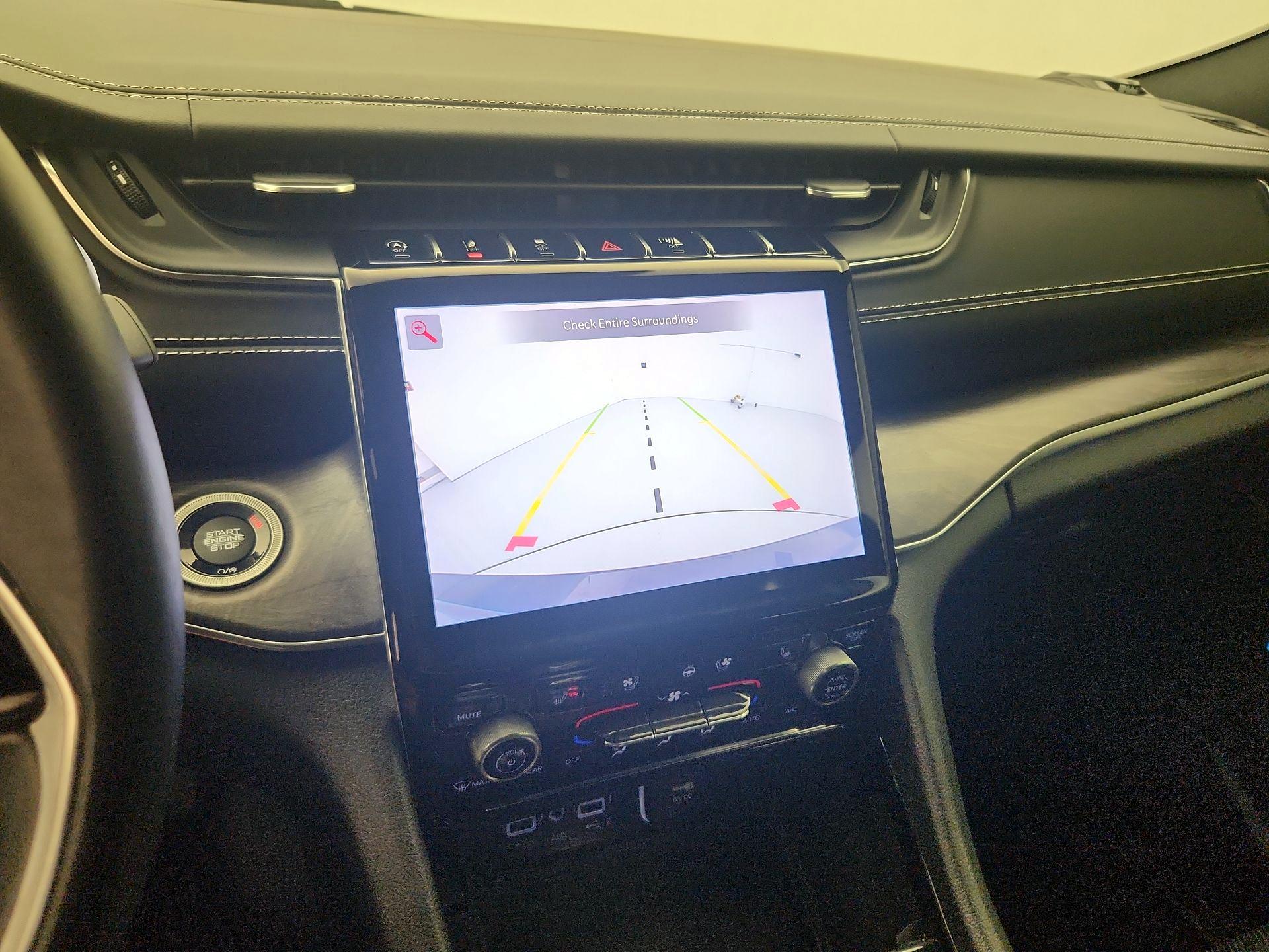 Thumbnail: 2021 Jeep Grand Cherokee L - 15