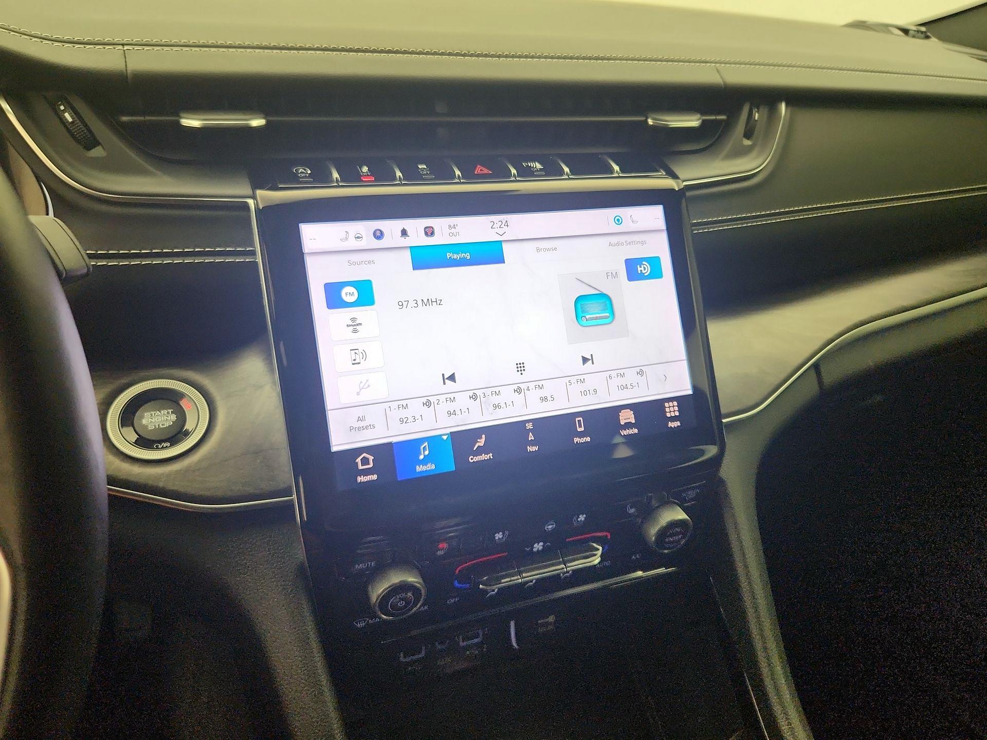 Thumbnail: 2021 Jeep Grand Cherokee L - 16