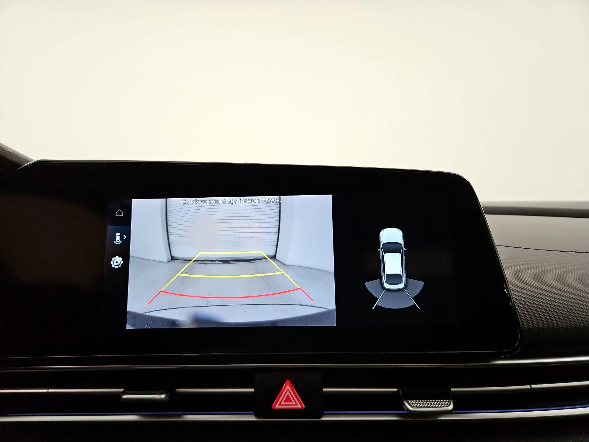 Thumbnail: 2023 Hyundai Elantra - 15