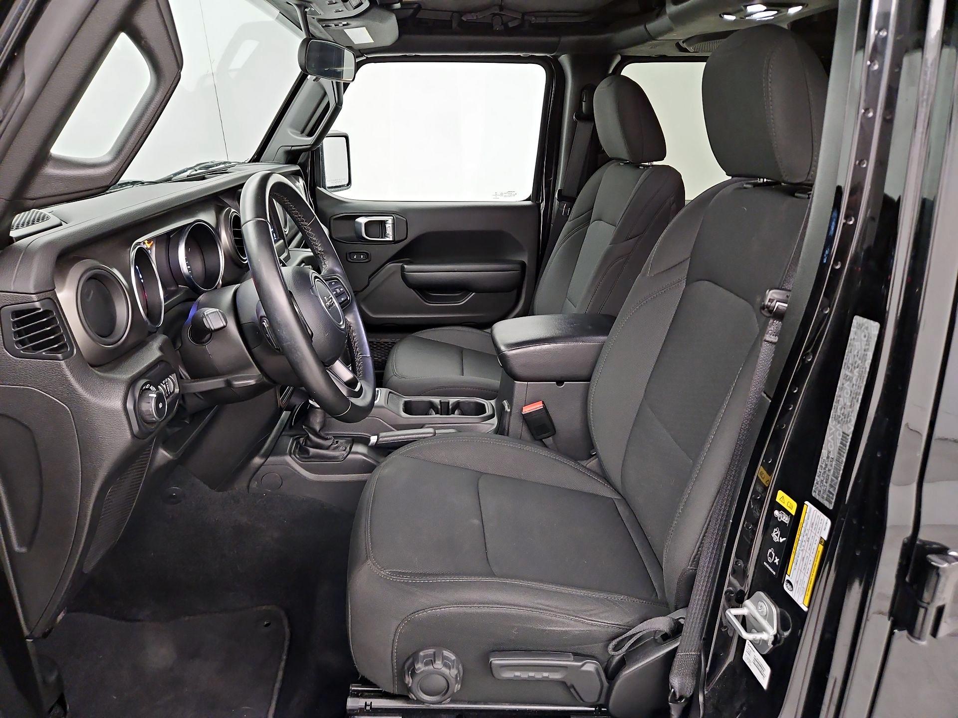 Thumbnail: 2022 Jeep Wrangler - 11