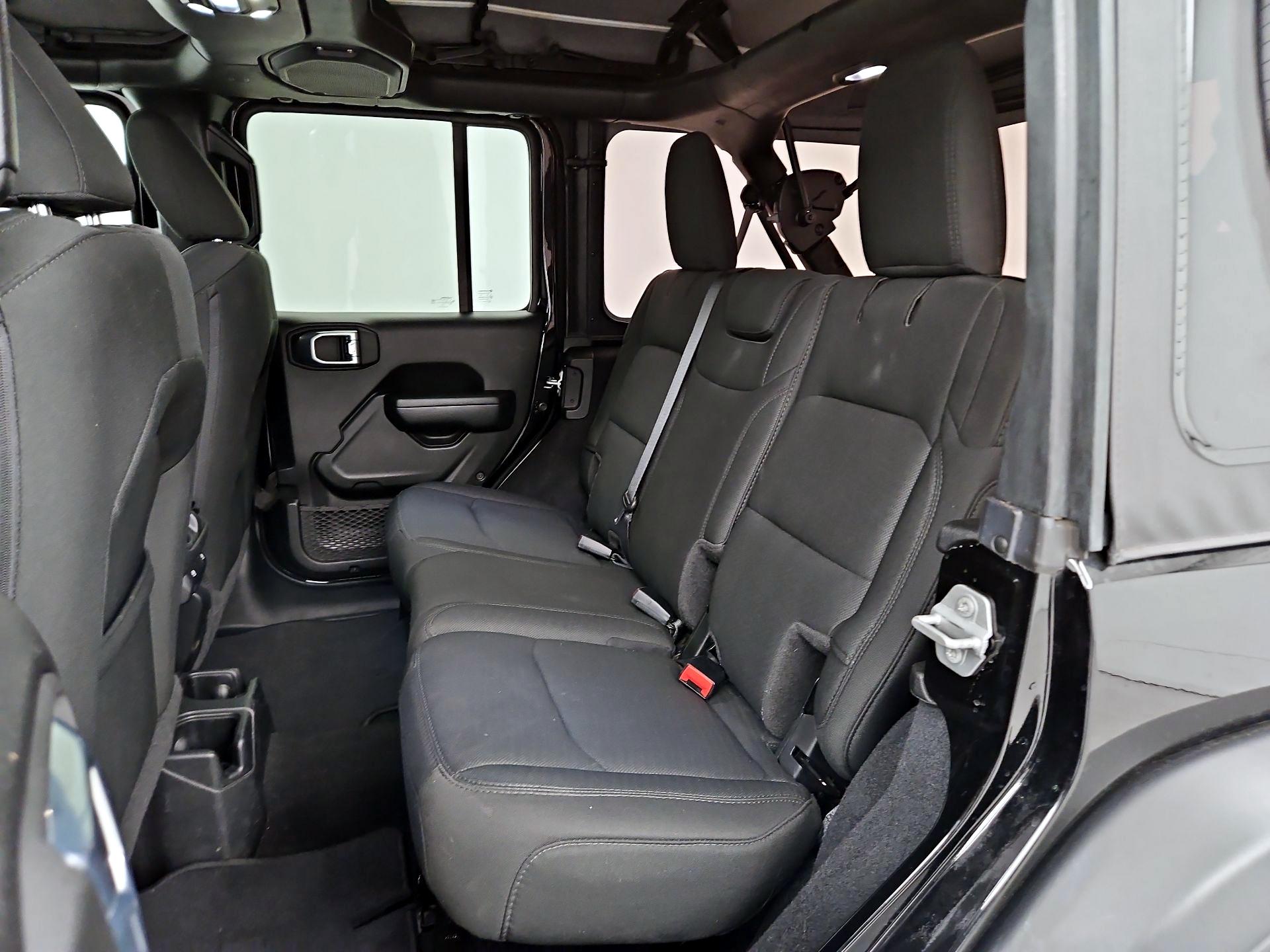 Thumbnail: 2022 Jeep Wrangler - 19