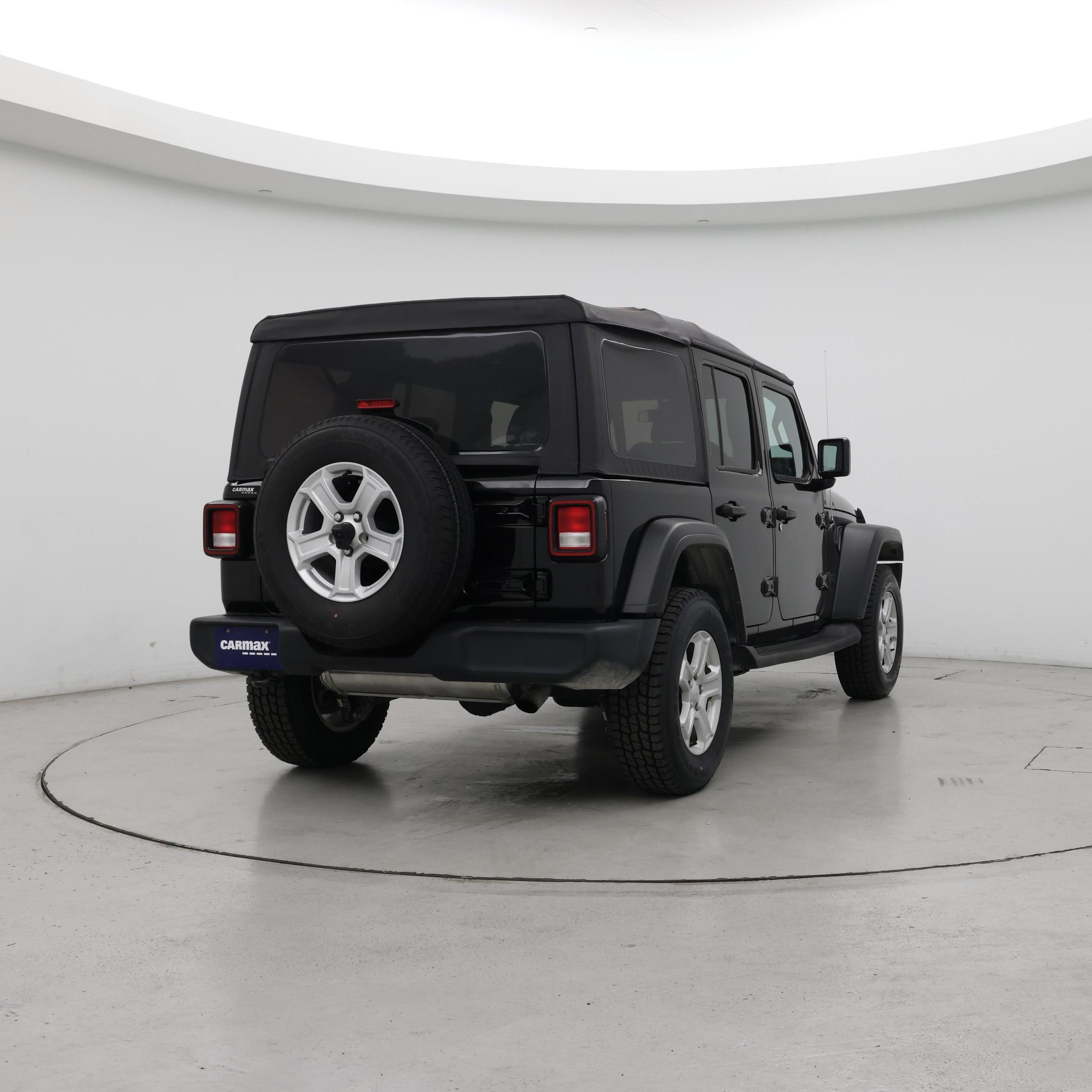 Thumbnail: 2022 Jeep Wrangler - 8