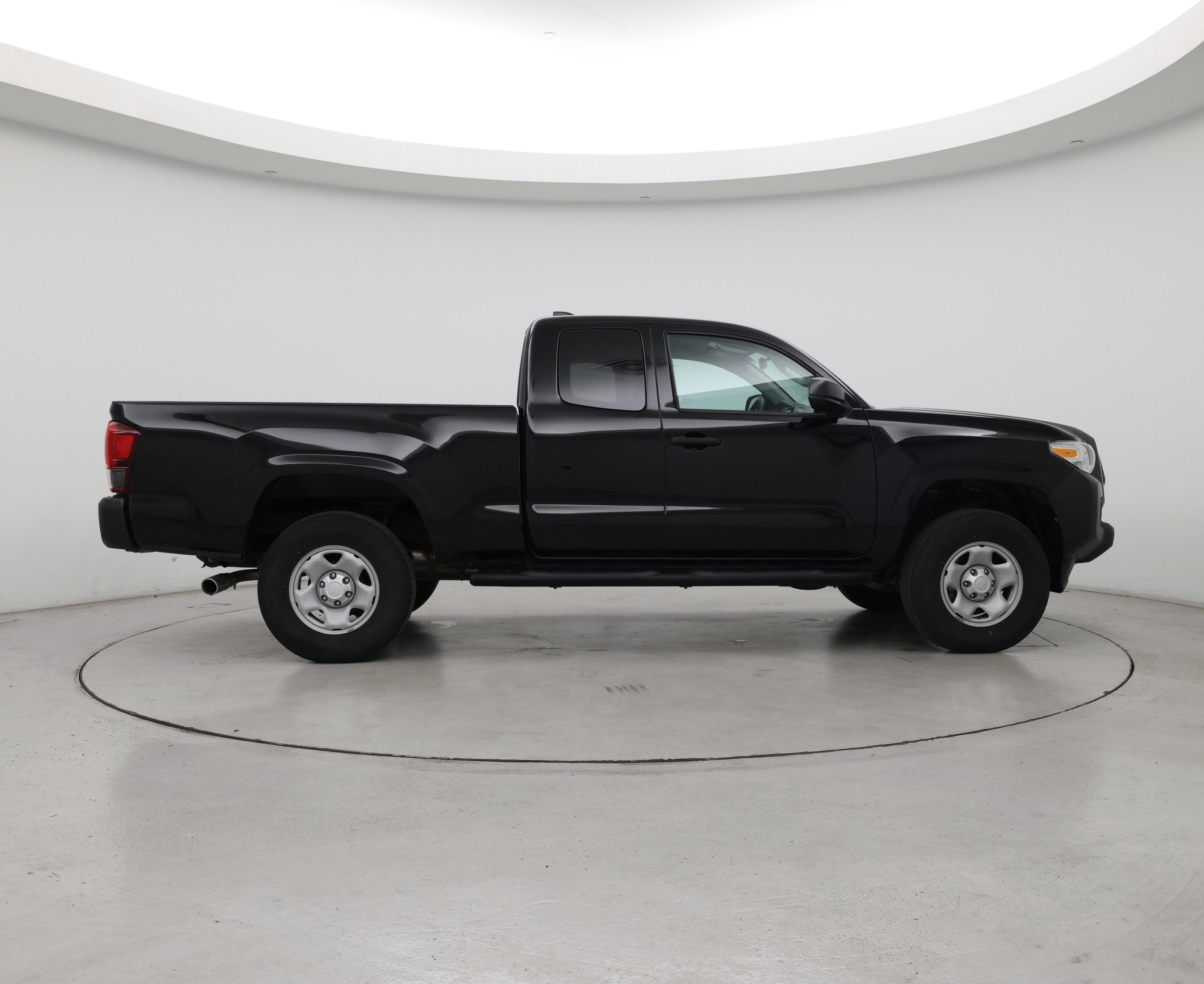 Thumbnail: 2023 Toyota Tacoma - 7