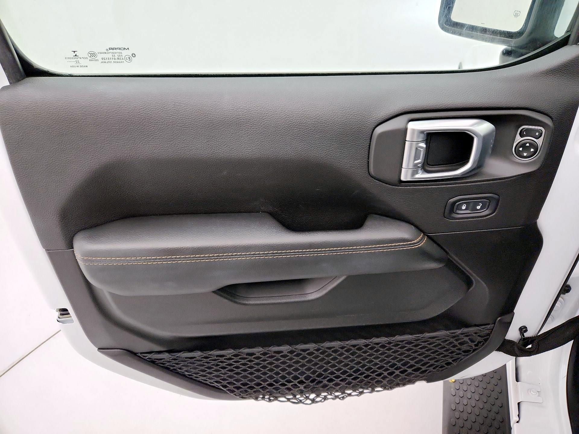 Thumbnail: 2022 Jeep Wrangler - 12