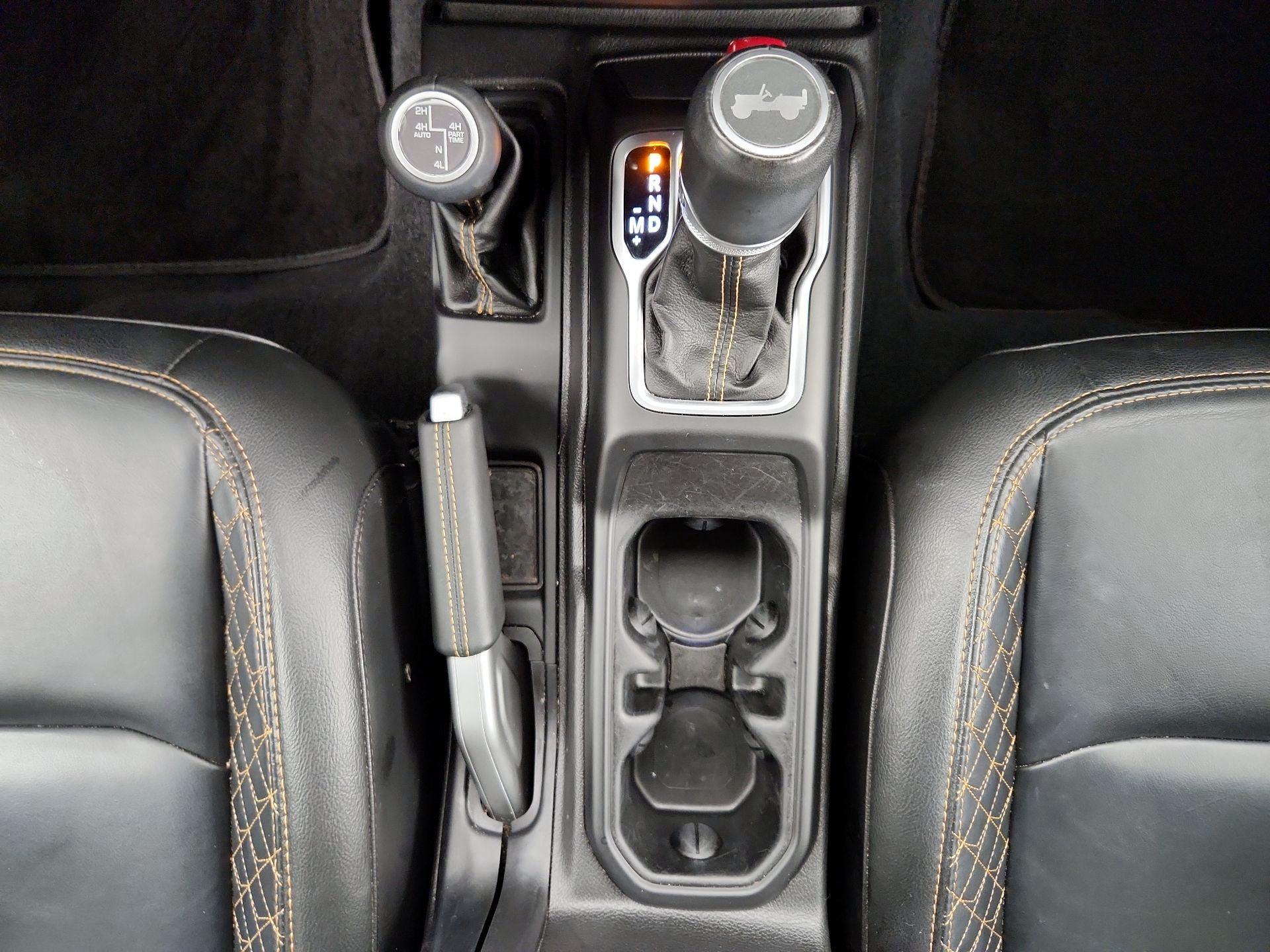 Thumbnail: 2022 Jeep Wrangler - 18