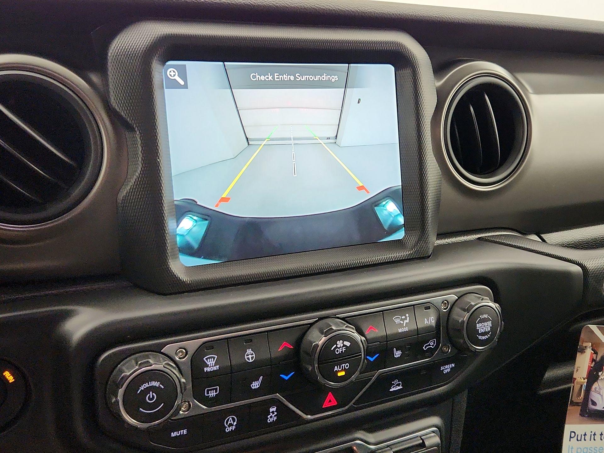 Thumbnail: 2022 Jeep Gladiator - 15