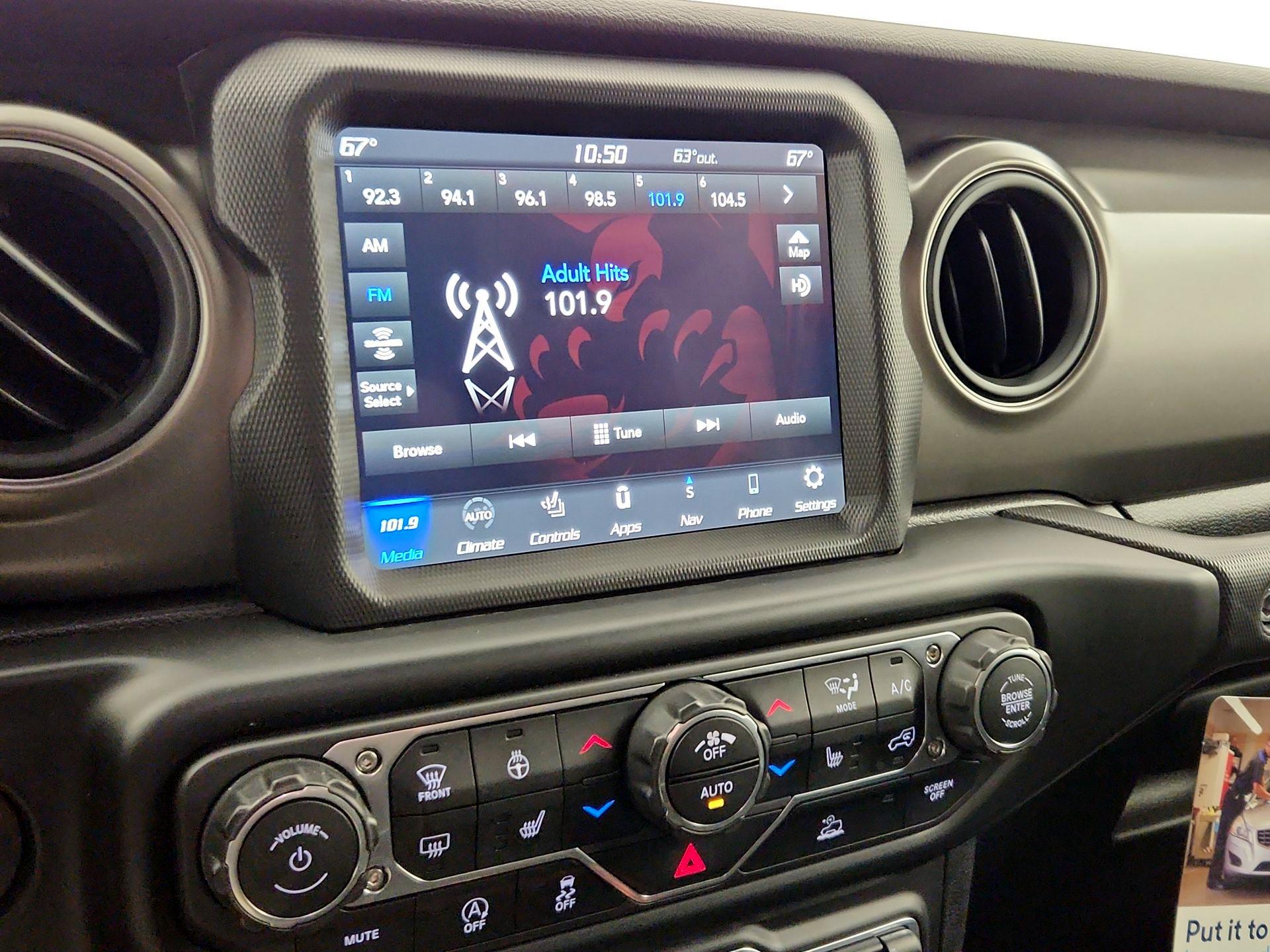 Thumbnail: 2022 Jeep Gladiator - 16