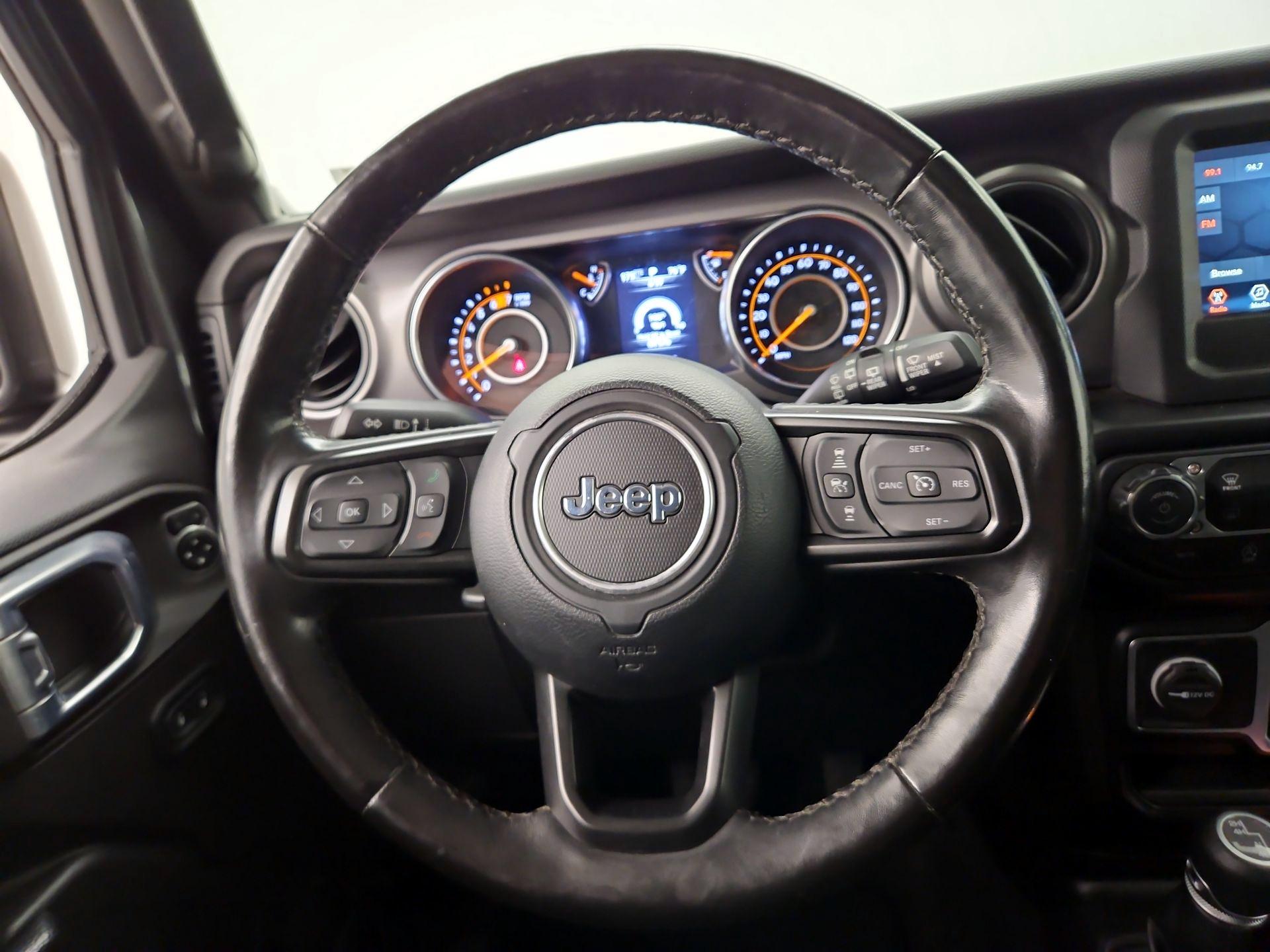 Thumbnail: 2022 Jeep Wrangler - 10