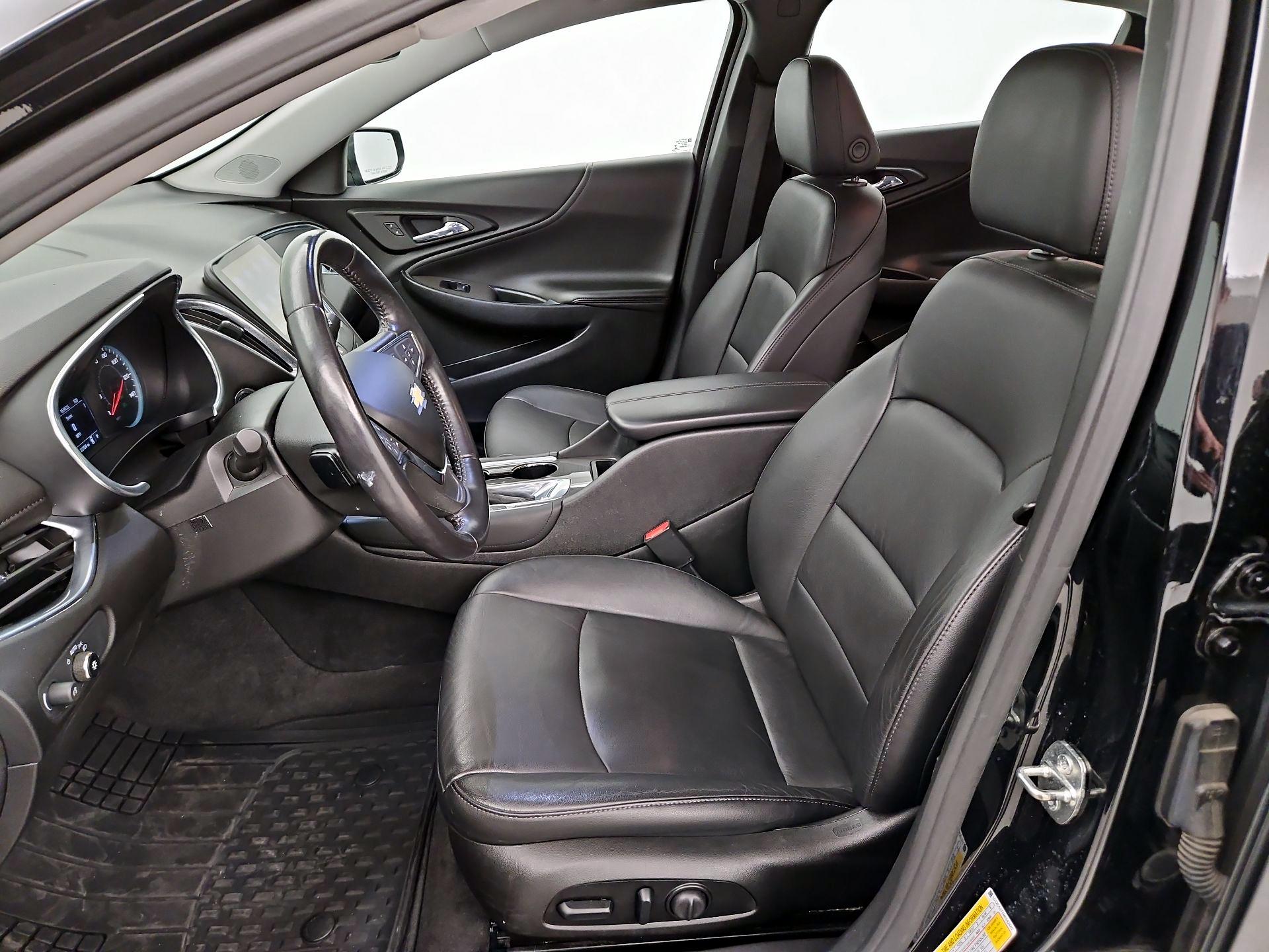 Thumbnail: 2021 Chevrolet Malibu - 11