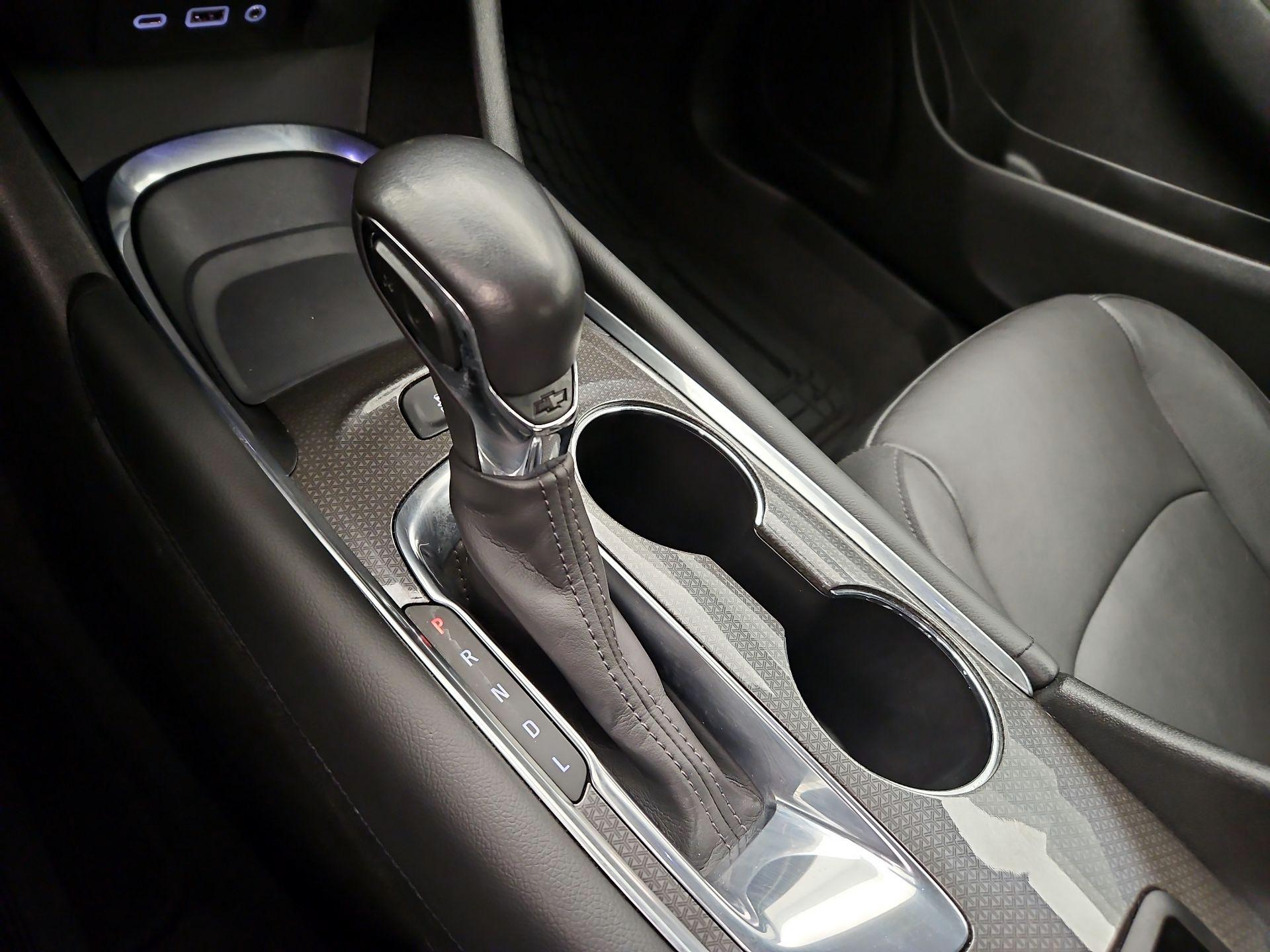 Thumbnail: 2021 Chevrolet Malibu - 17
