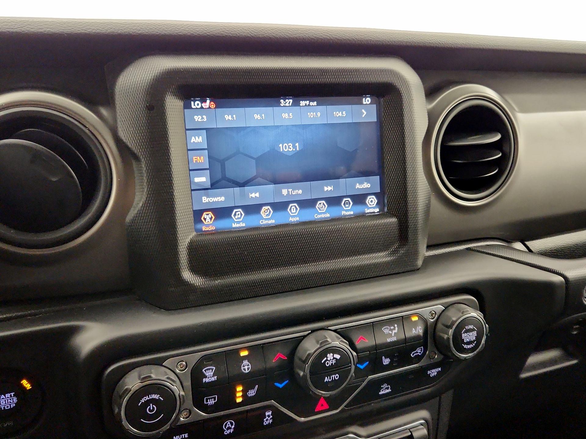 Thumbnail: 2021 Jeep Wrangler - 15