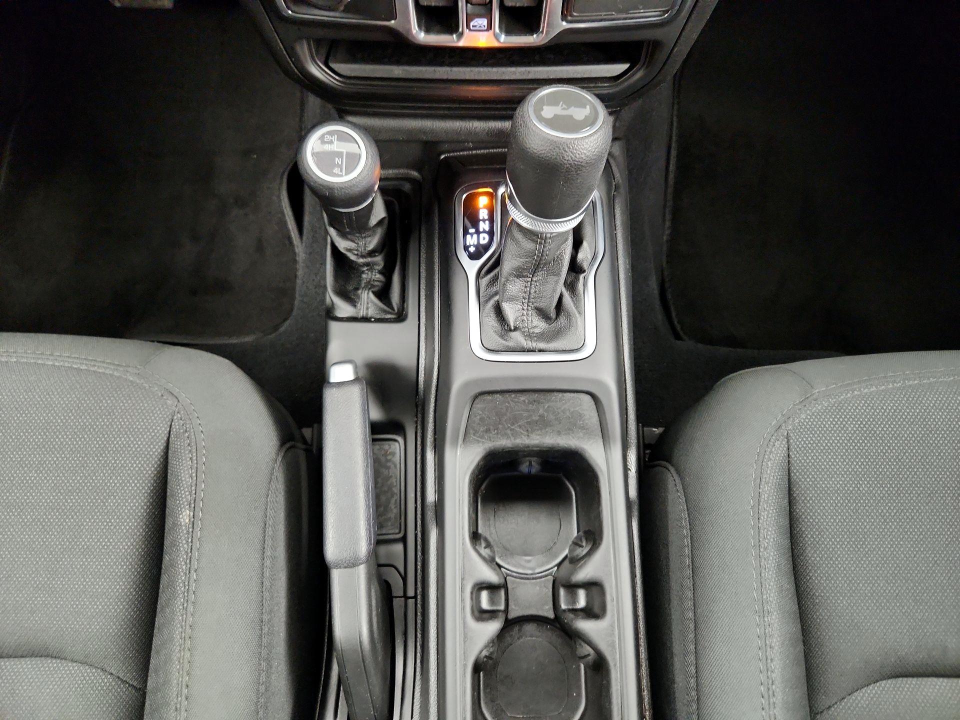 Thumbnail: 2021 Jeep Wrangler - 17