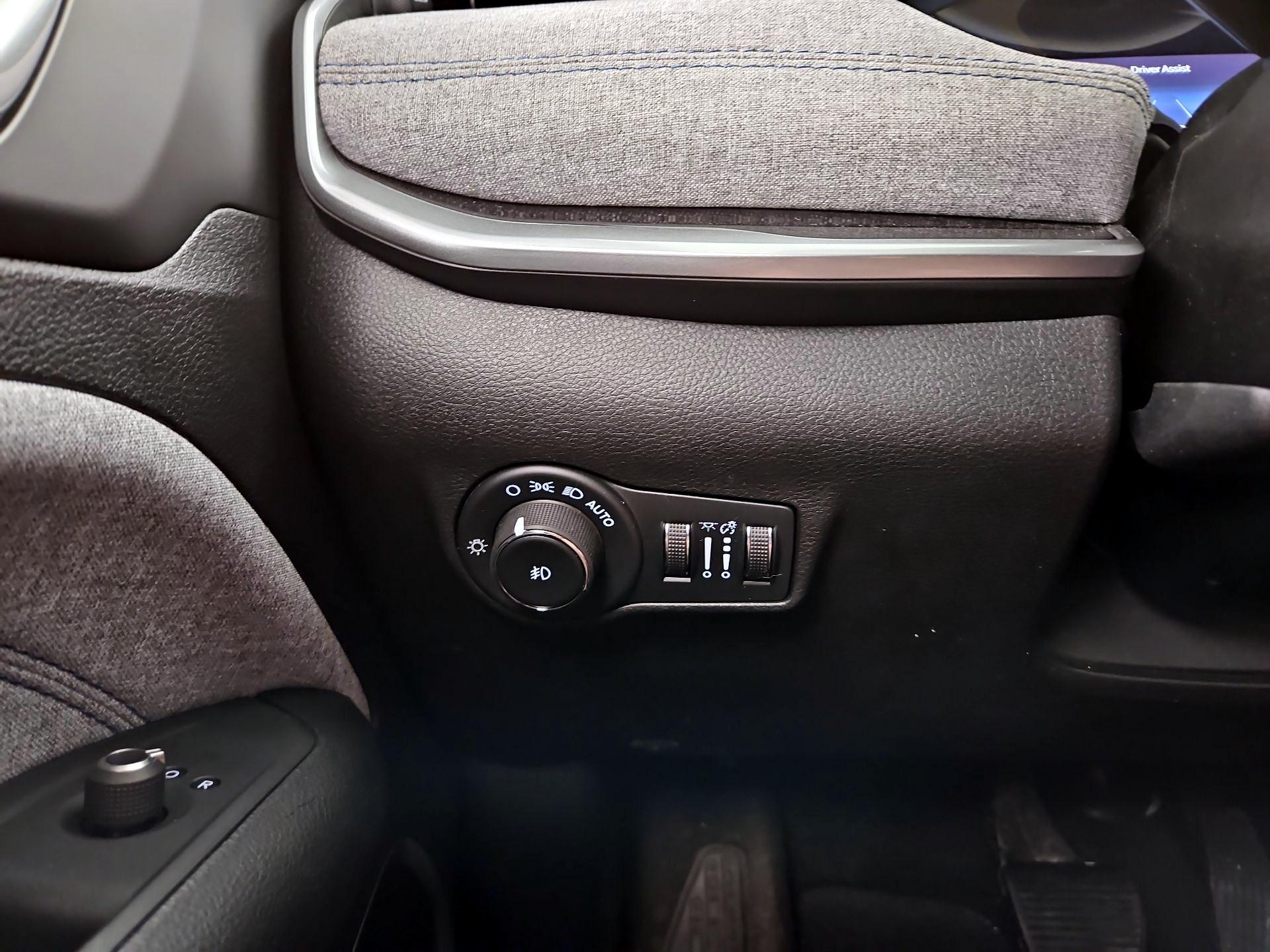 Thumbnail: 2024 Jeep Compass - 13