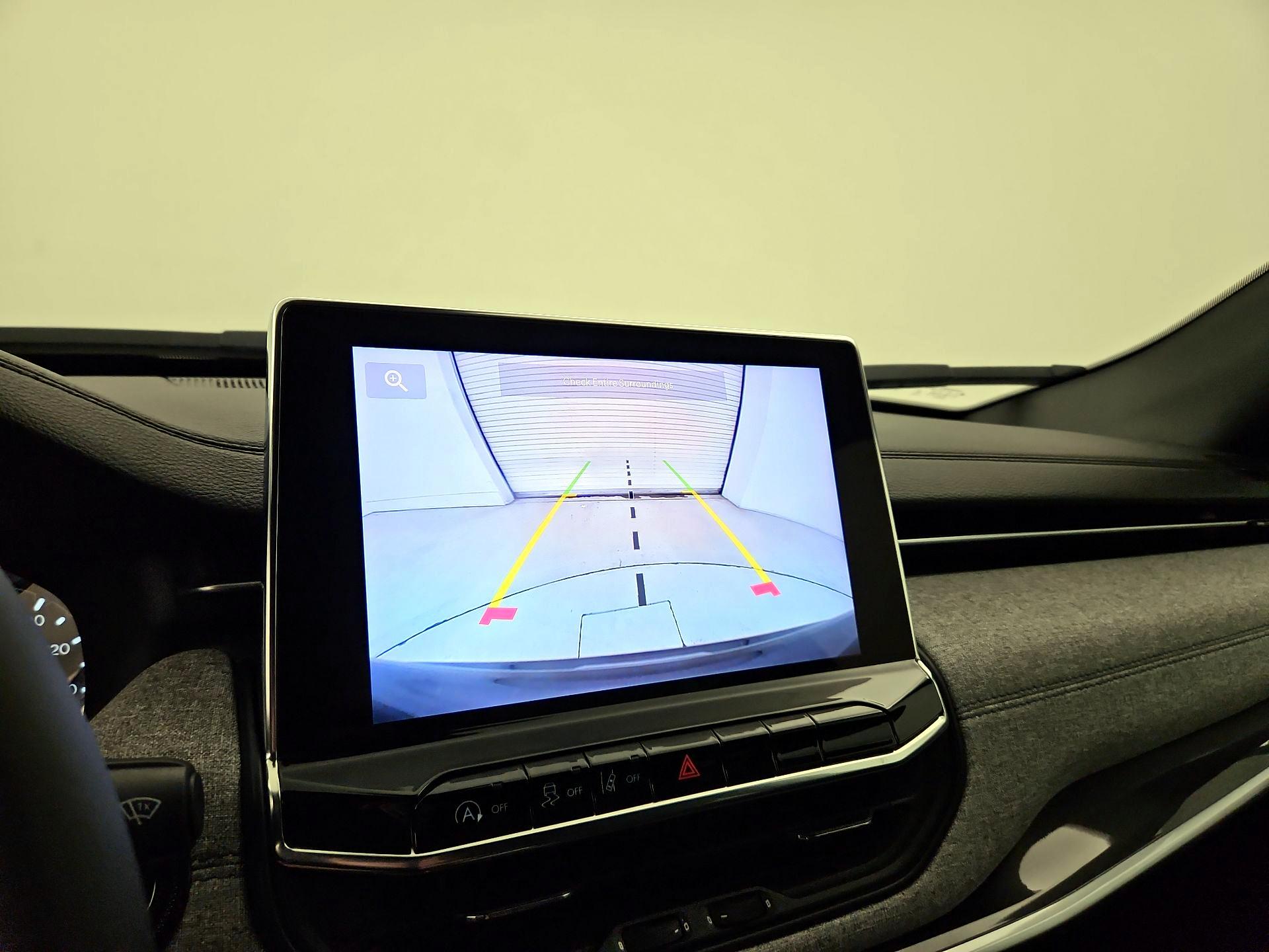 Thumbnail: 2024 Jeep Compass - 14