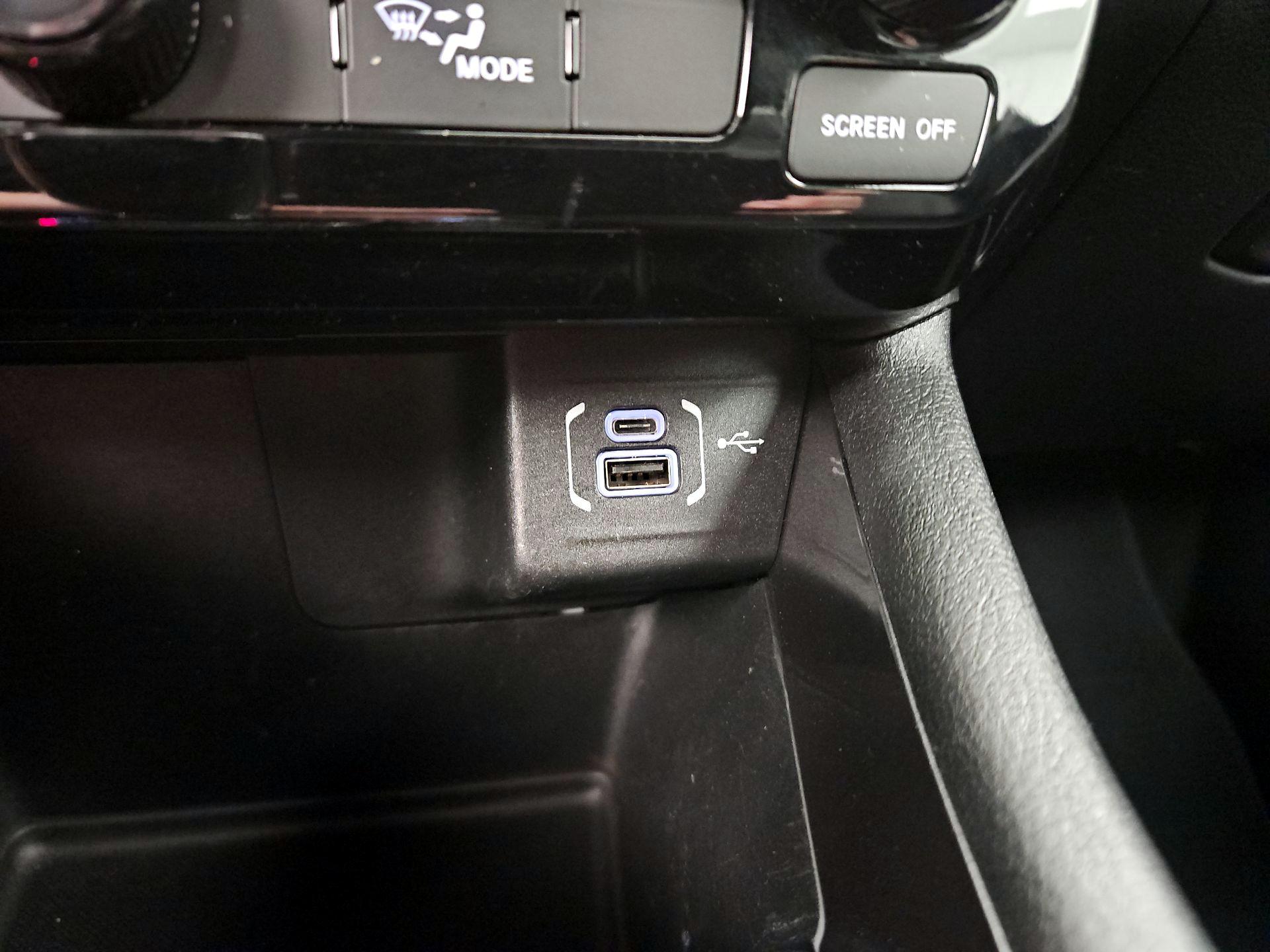 Thumbnail: 2024 Jeep Compass - 18