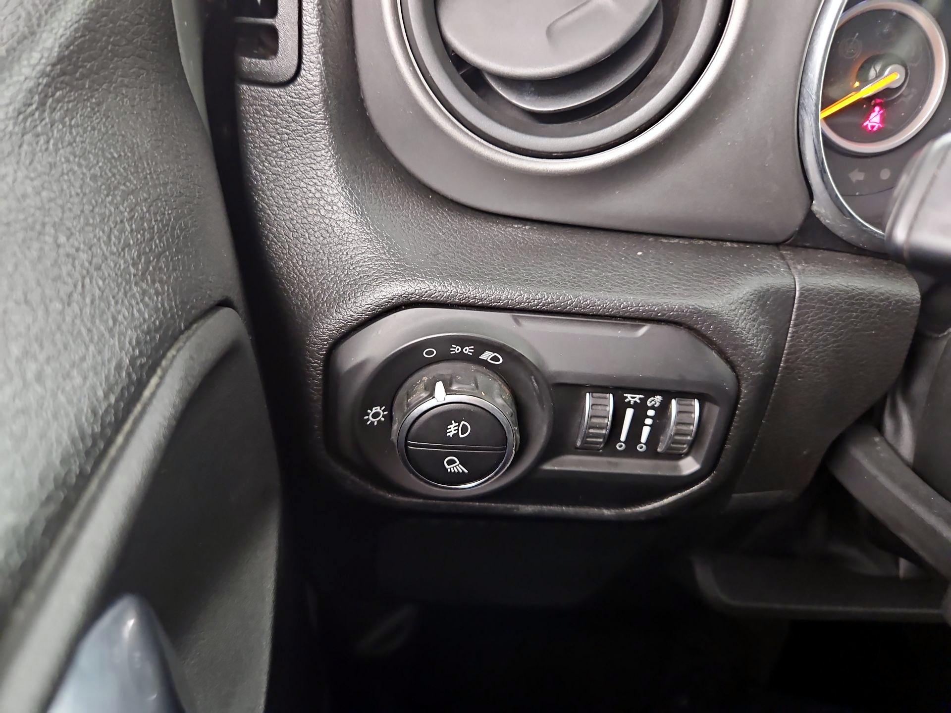 Thumbnail: 2022 Jeep Gladiator - 13